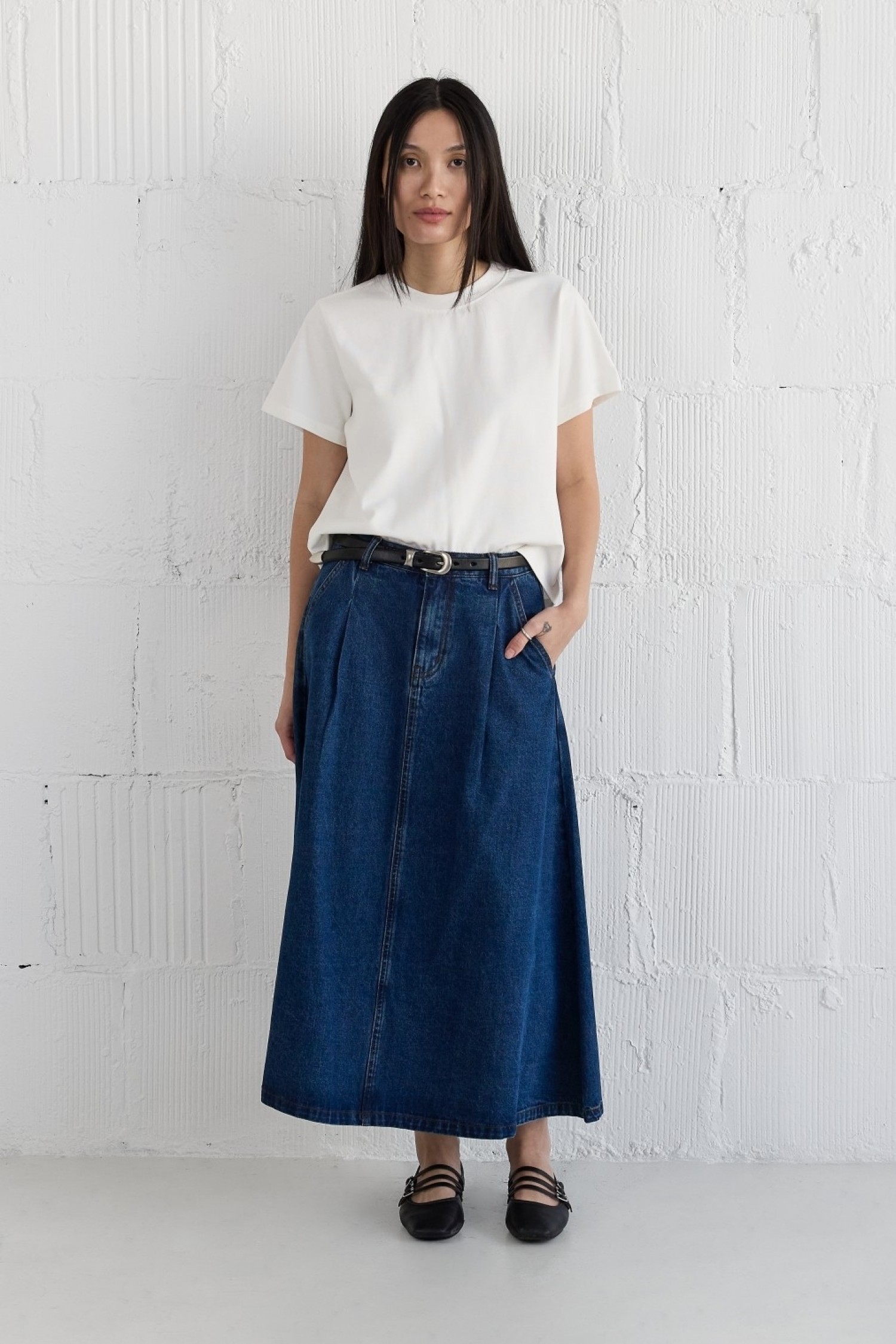 TM1773.-WHITE