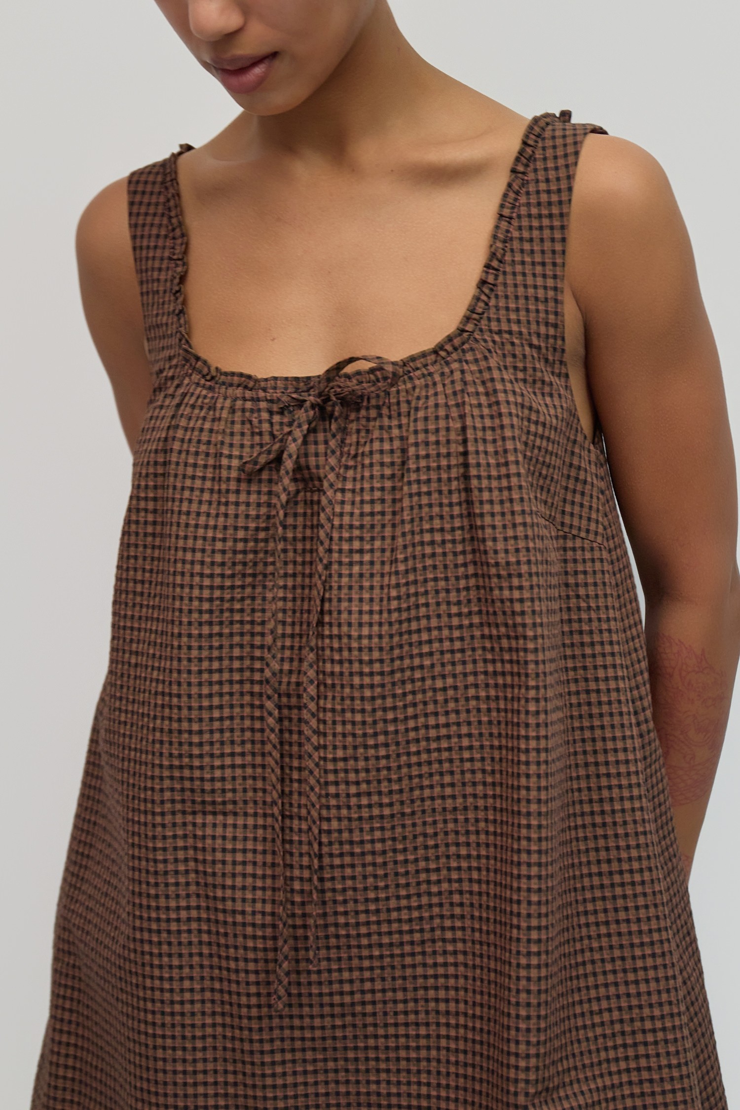 DAR1351-BROWN-NAVY-RED