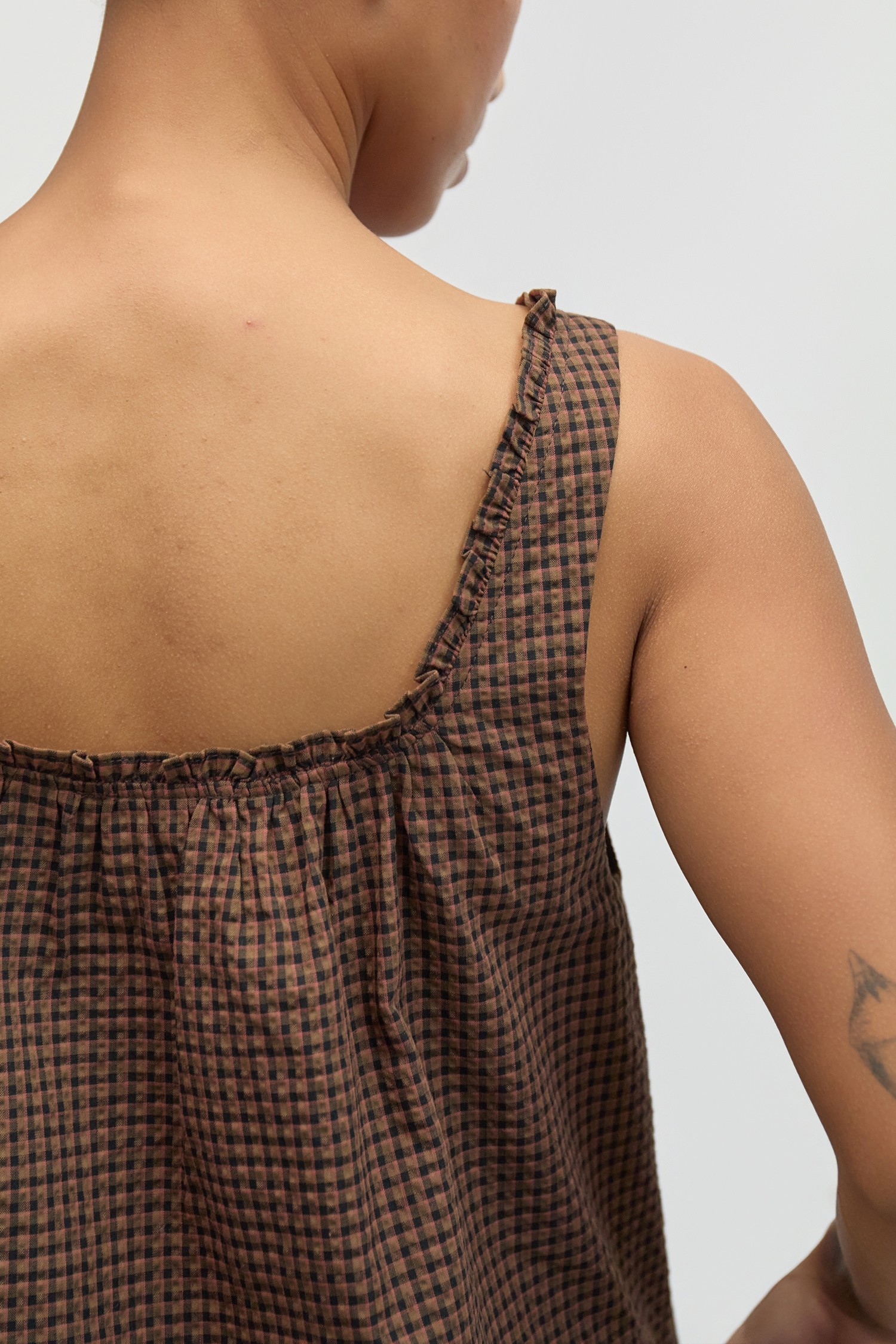 DAR1351-BROWN-NAVY-RED