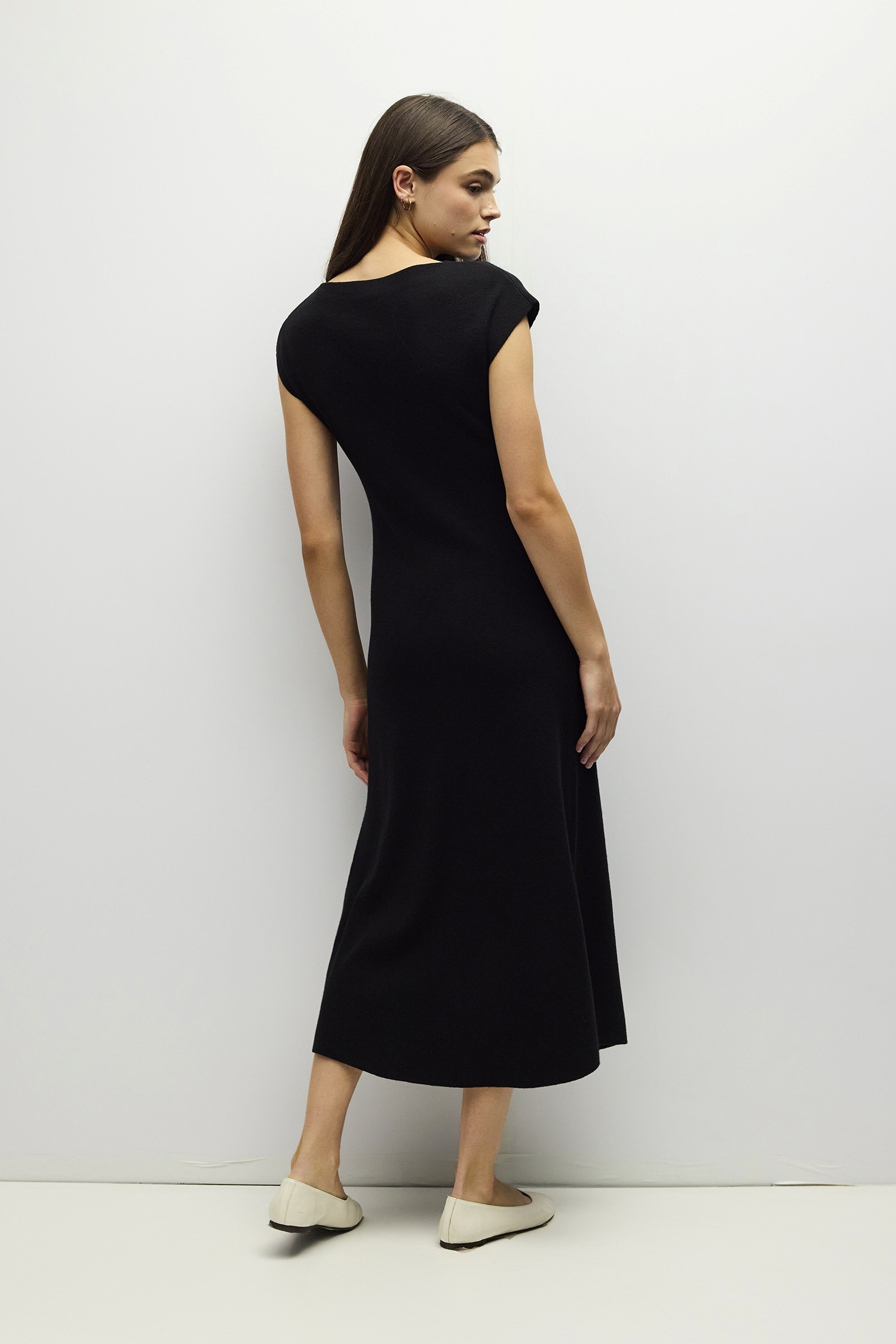 DAR1387-BLACK