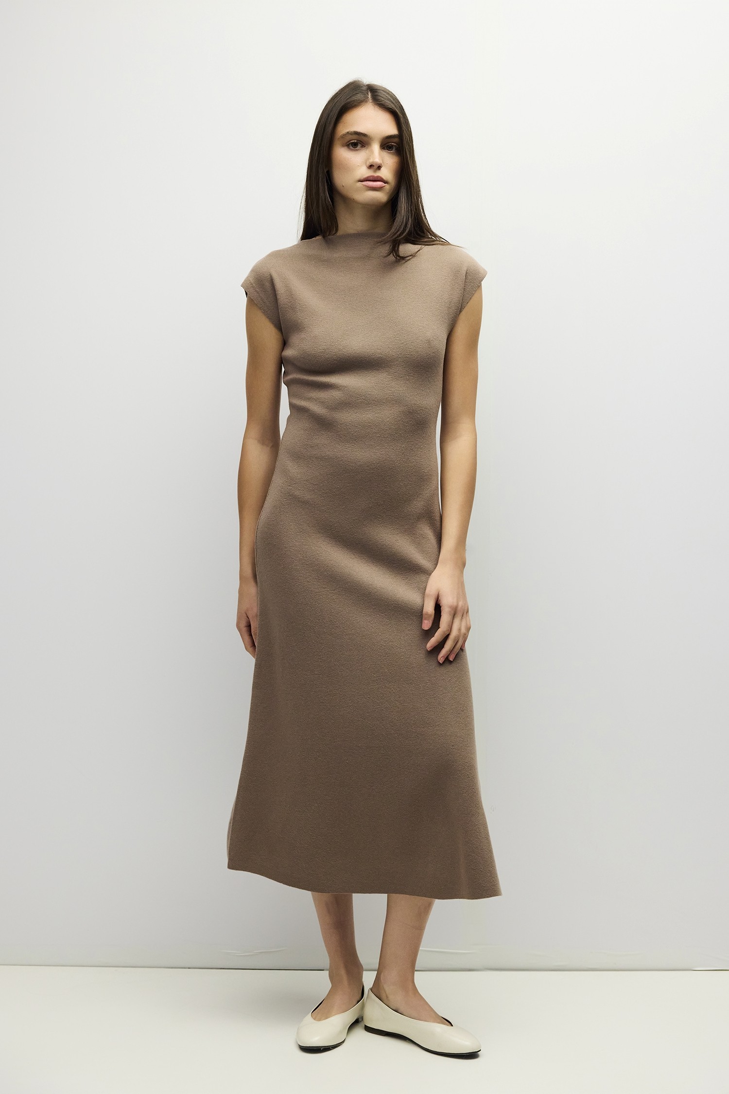 DAR1387-TAUPE