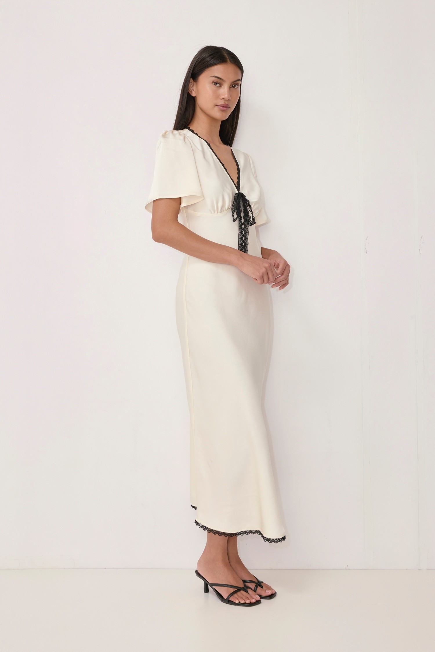 DAR1396-CREAM-BLACK