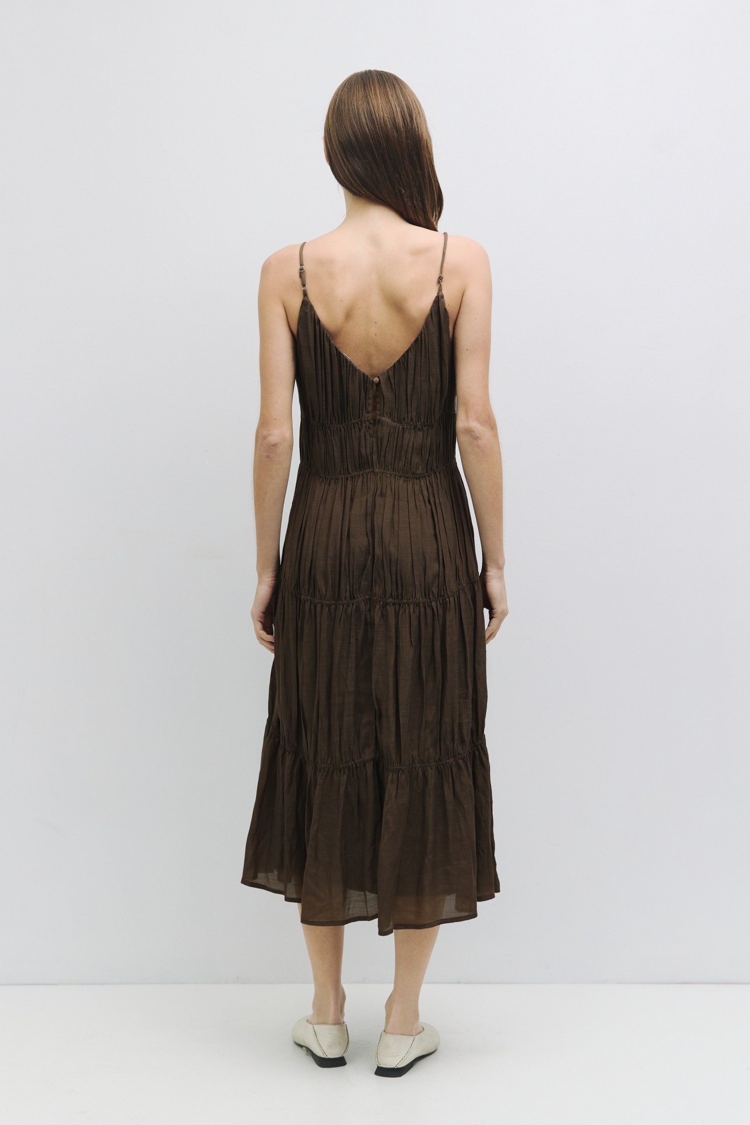 DM1589-BROWN