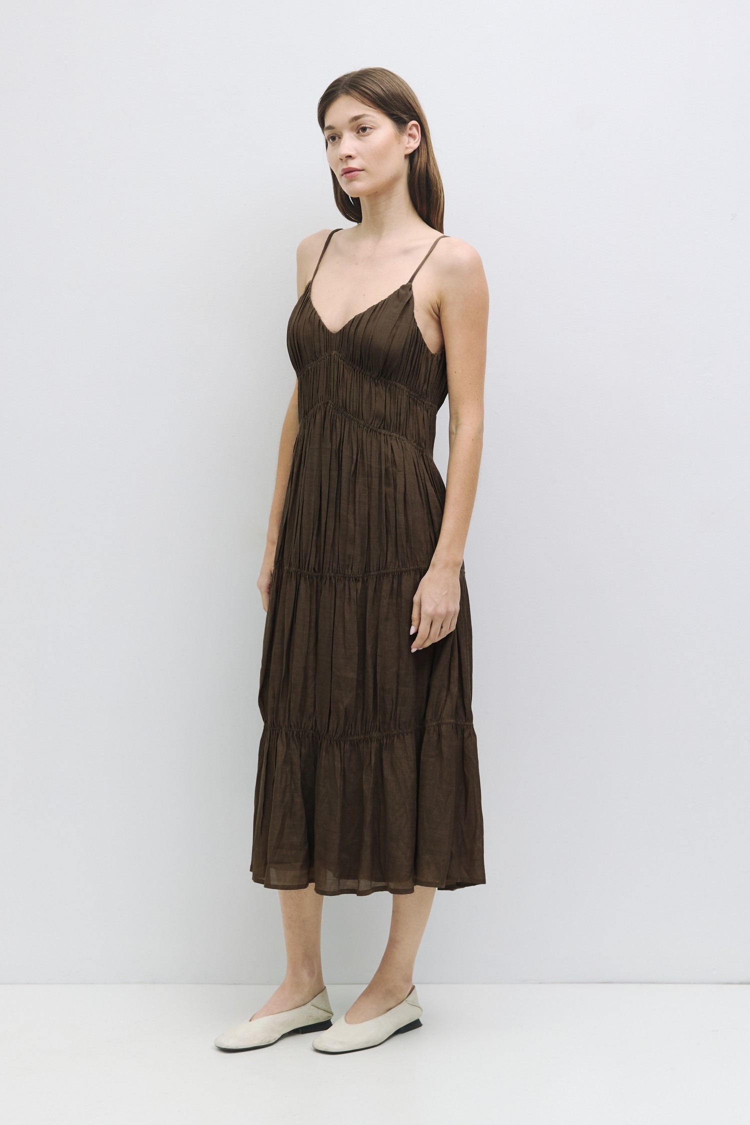 DM1589-BROWN