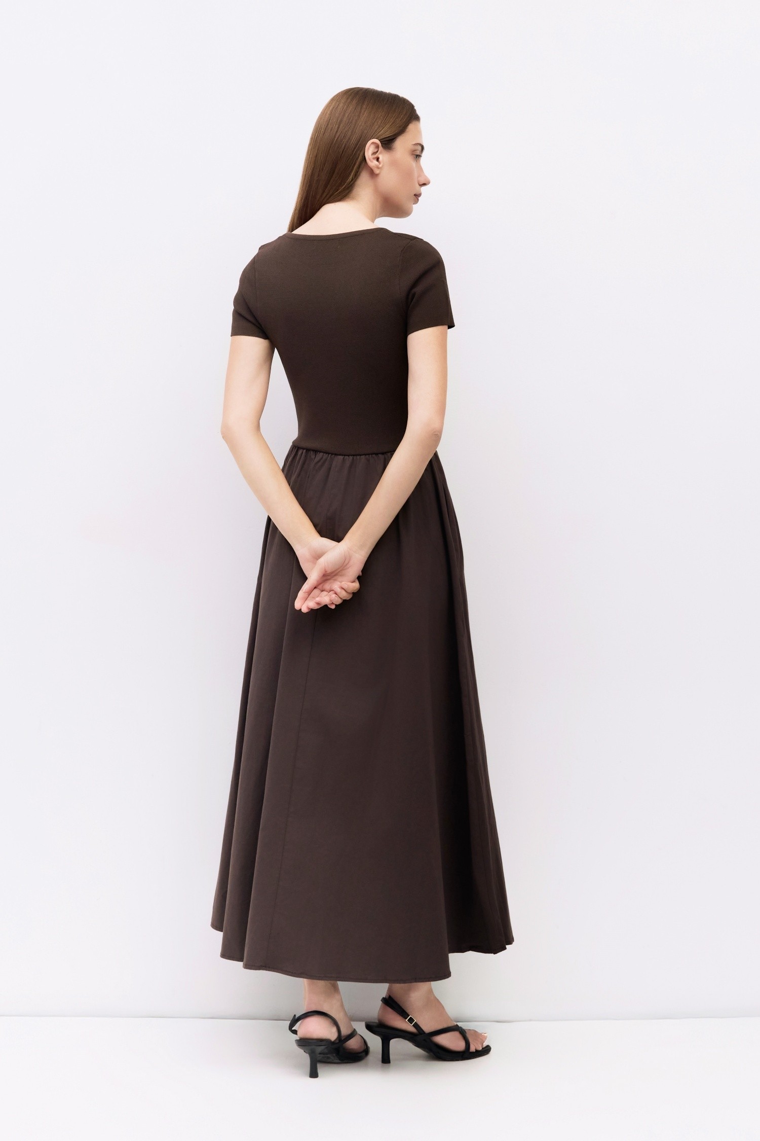 DMR0506-BROWN