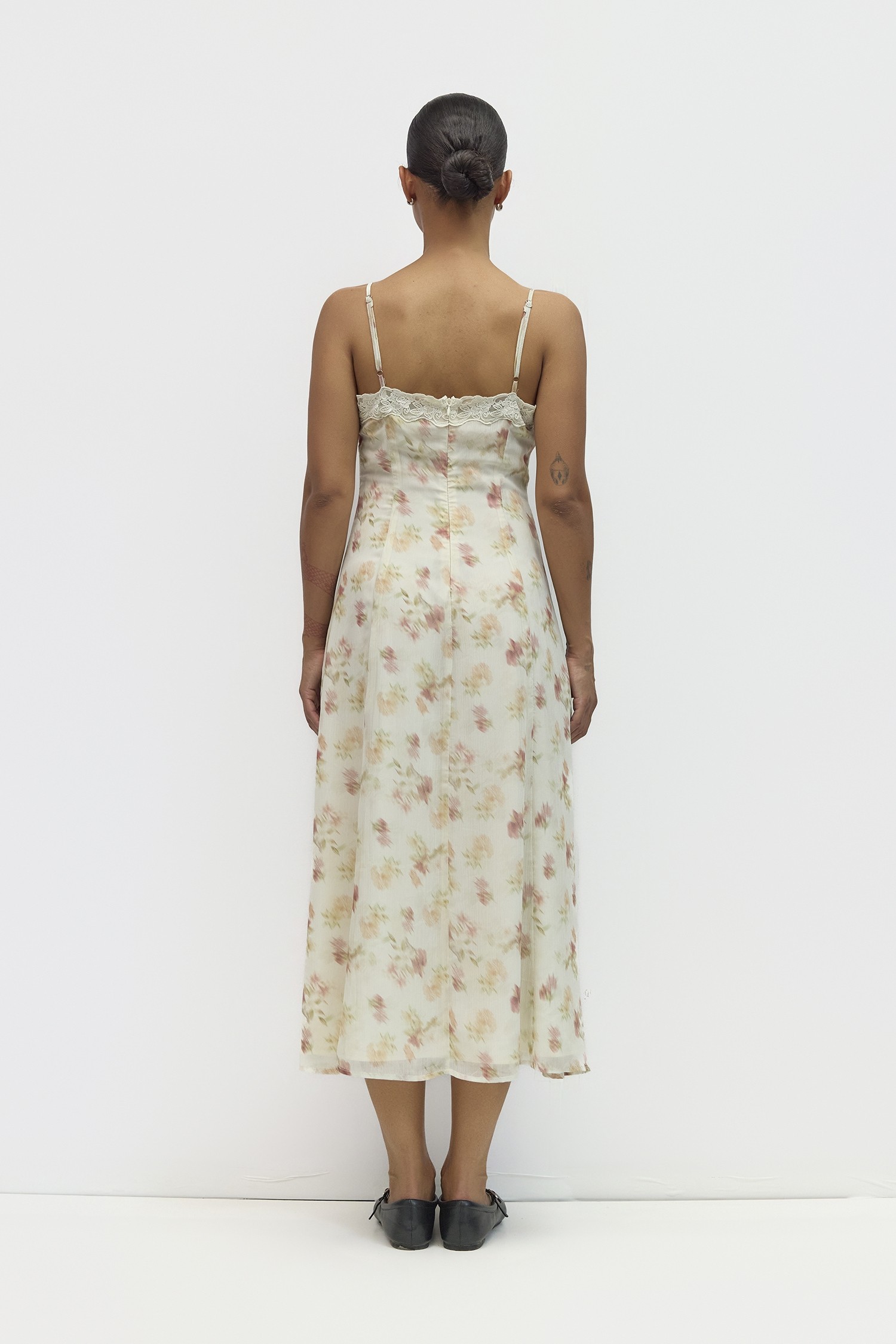 DMR1039-A-CREAM-MULTI