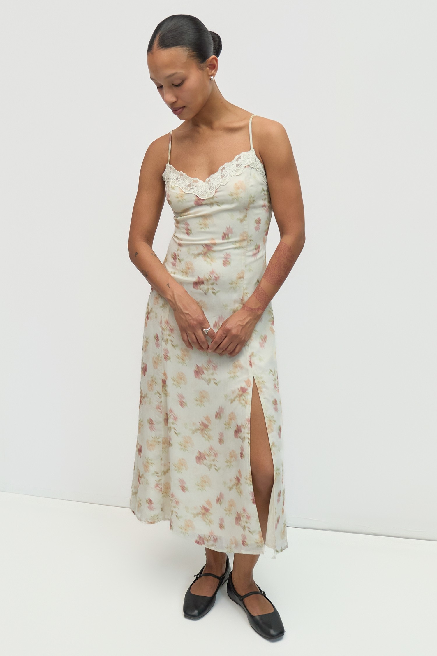 DMR1039-A-CREAM-MULTI