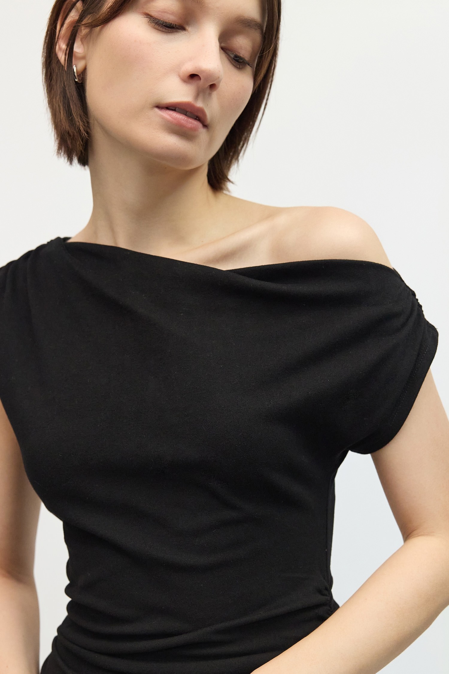 DMR1045-BLACK