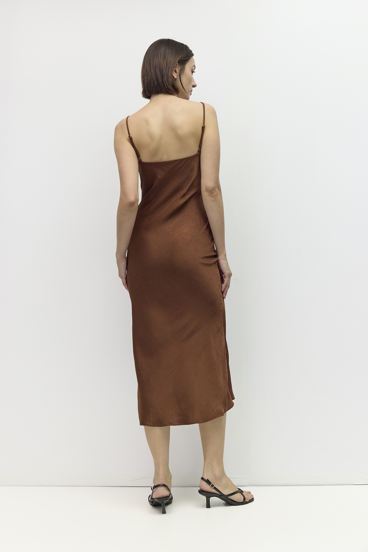 DMR1154-BROWN