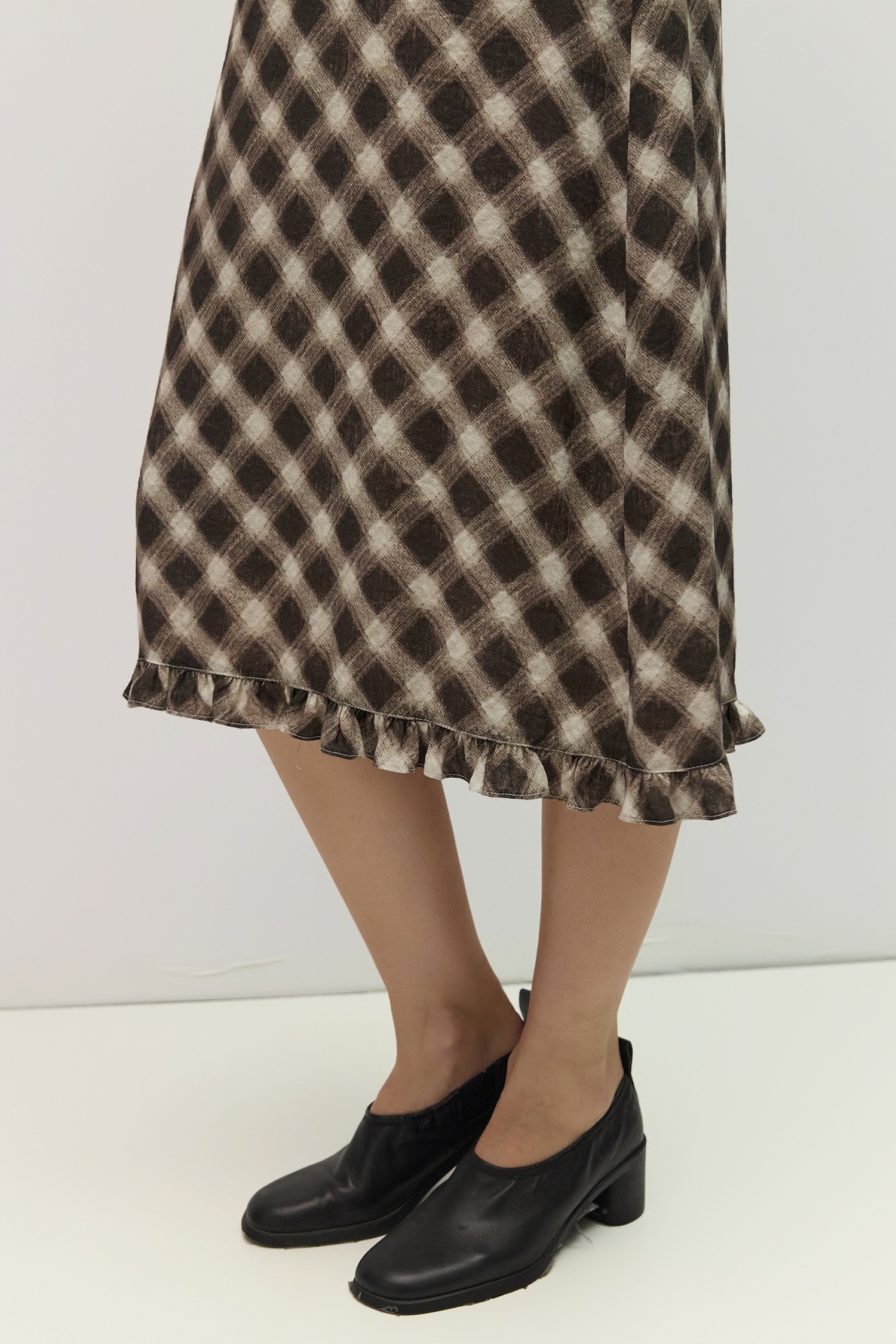 DMR1184-BROWN