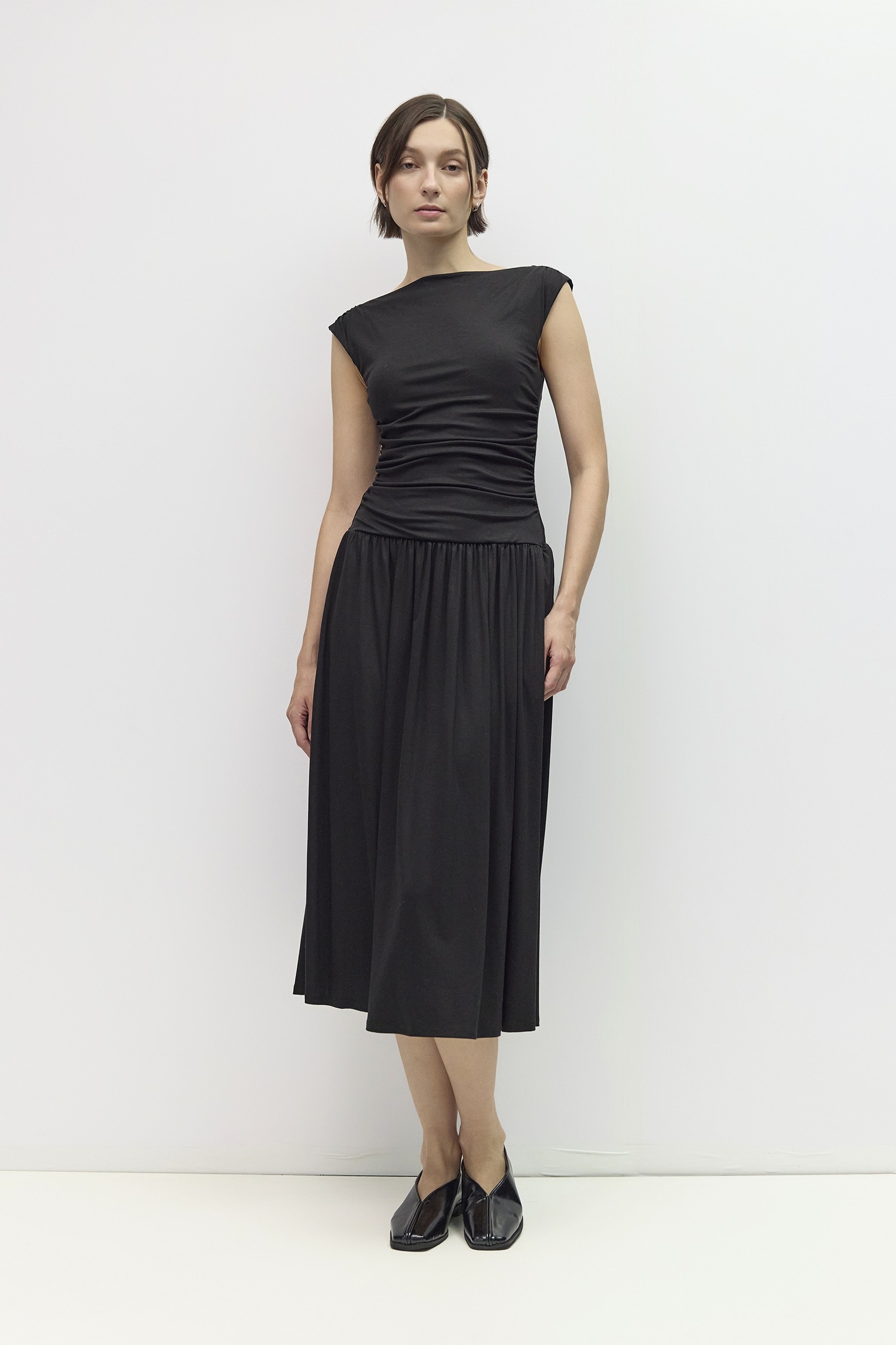 DMR1332-BLACK