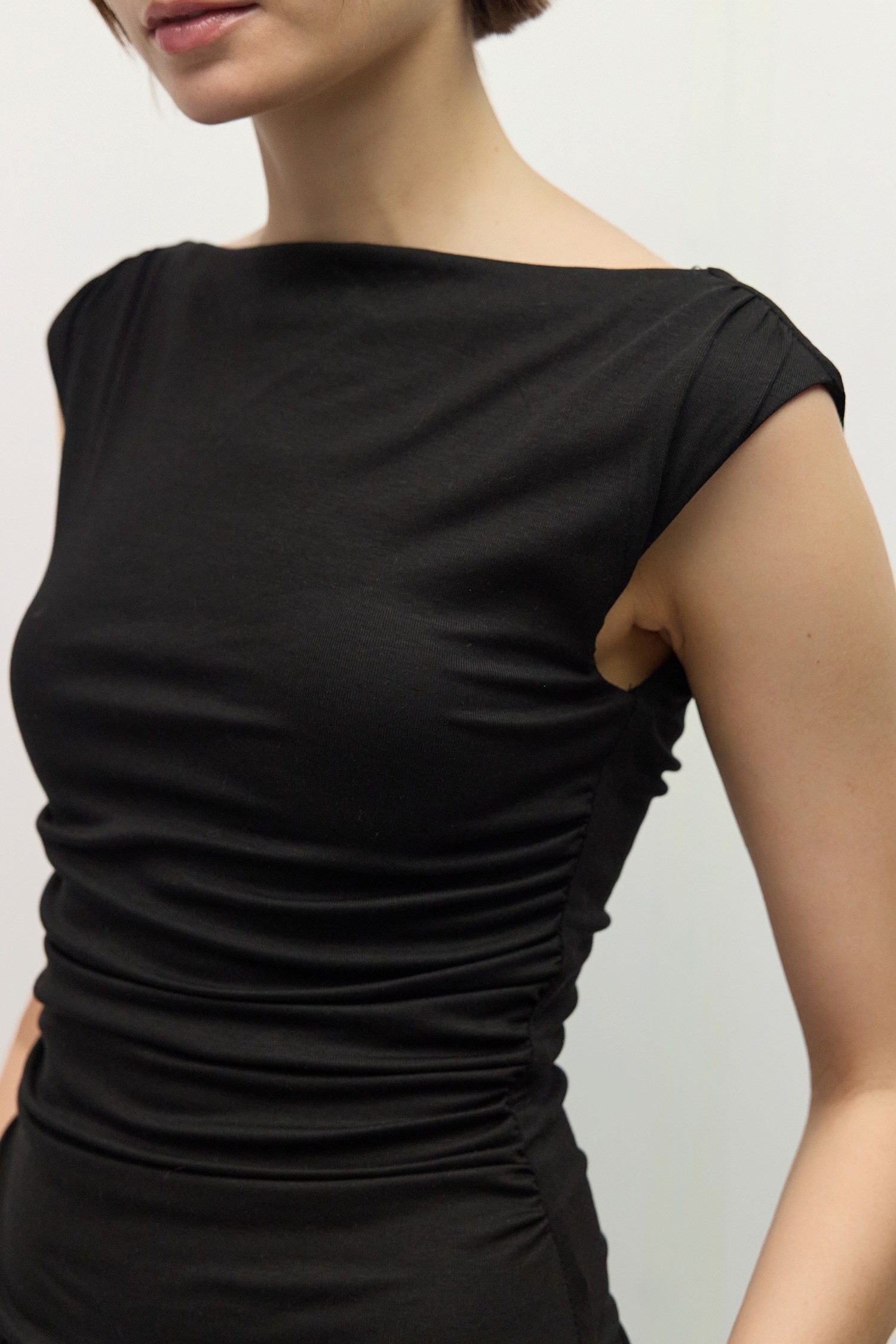 DMR1332-BLACK