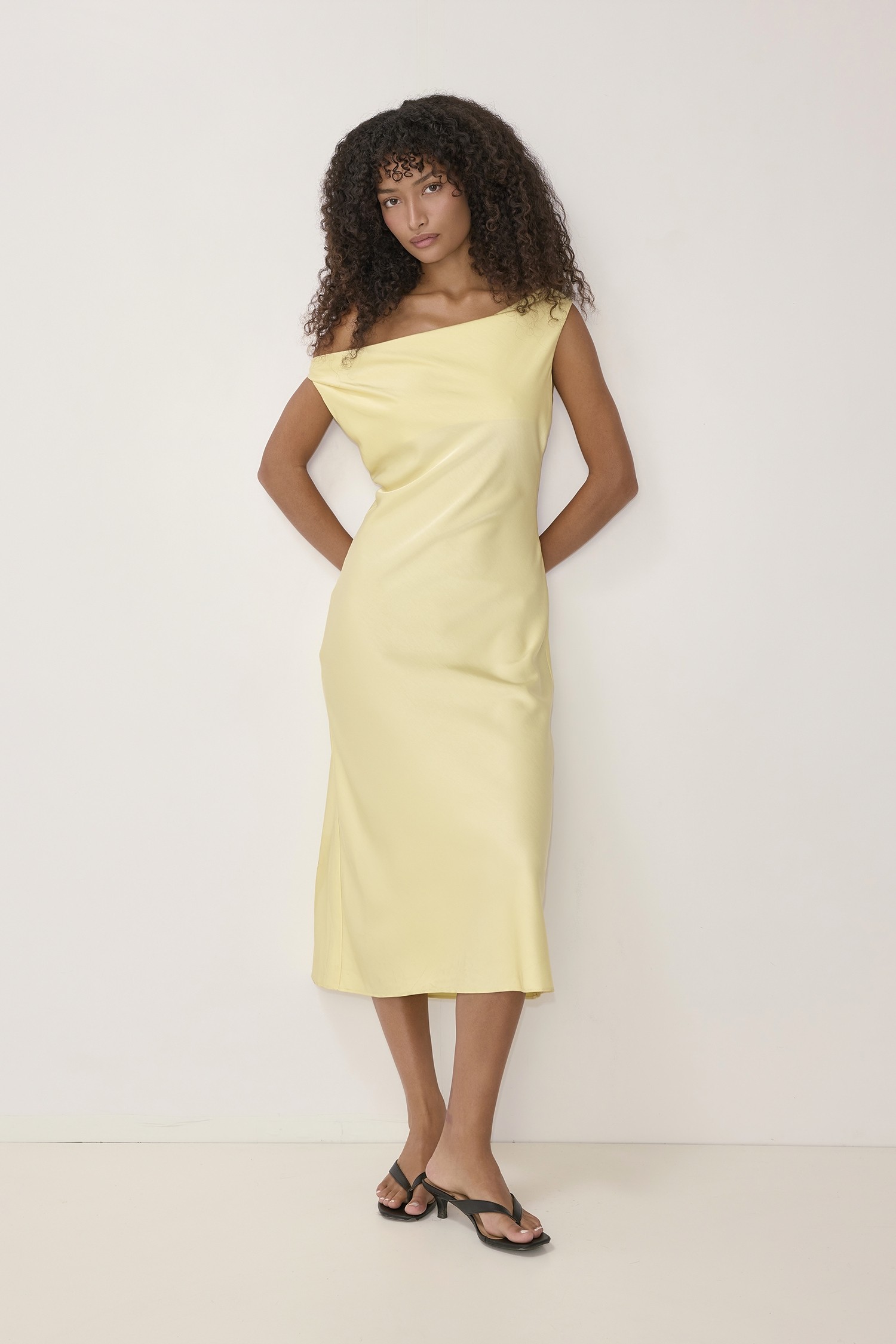 DMR1362-A-BUTTER YELLOW