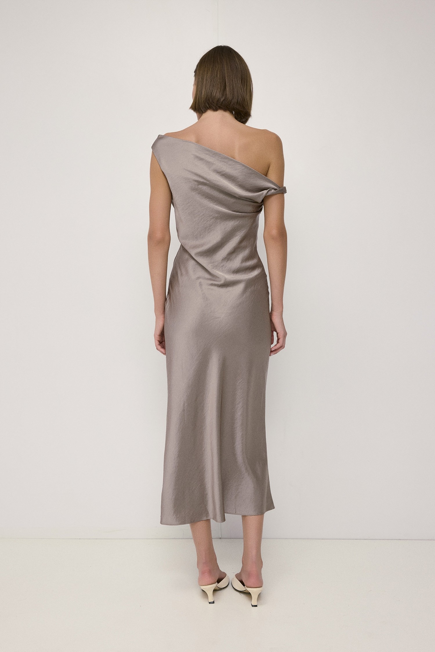 DMR1362-TAUPE