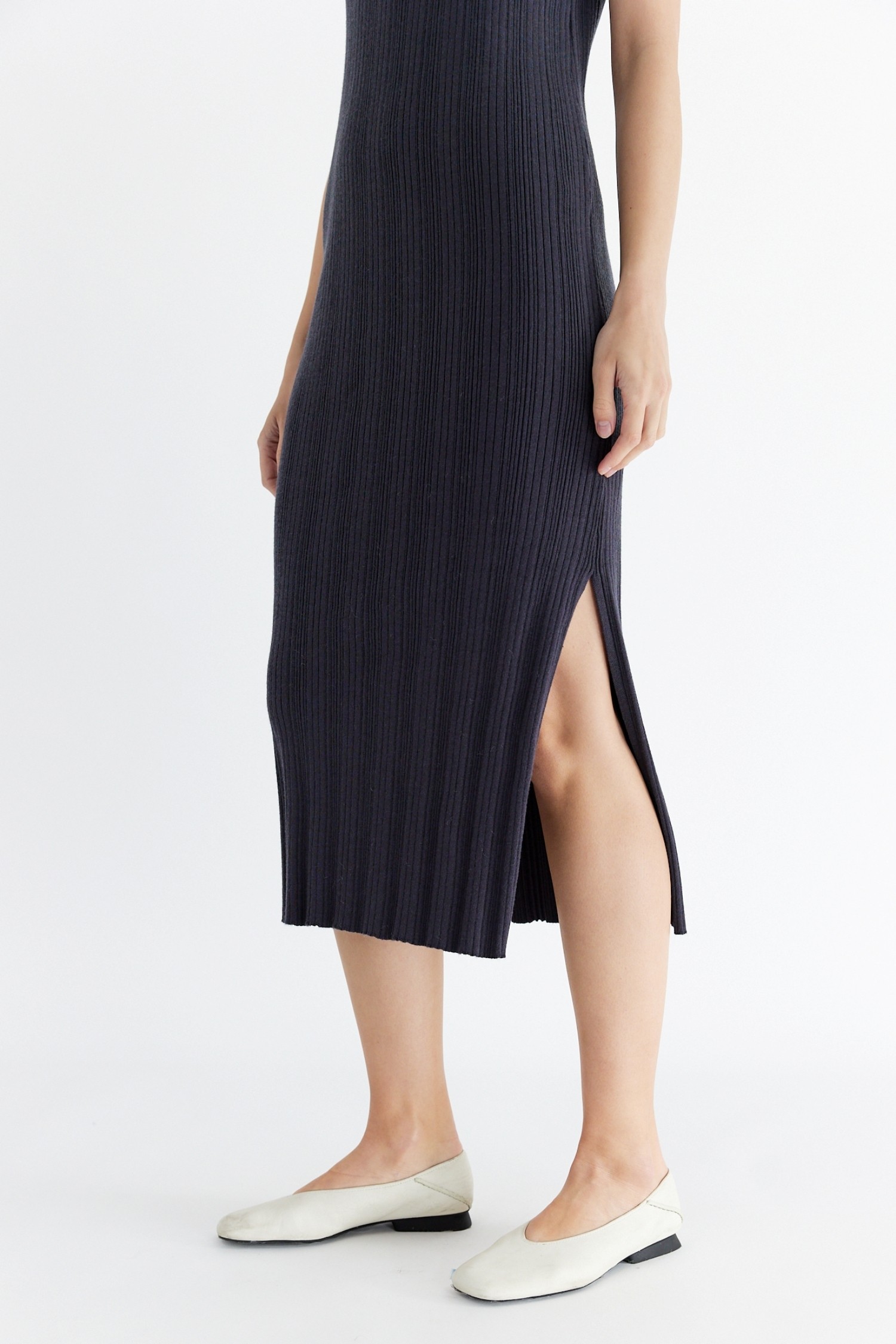 DR2586-CHARCOAL