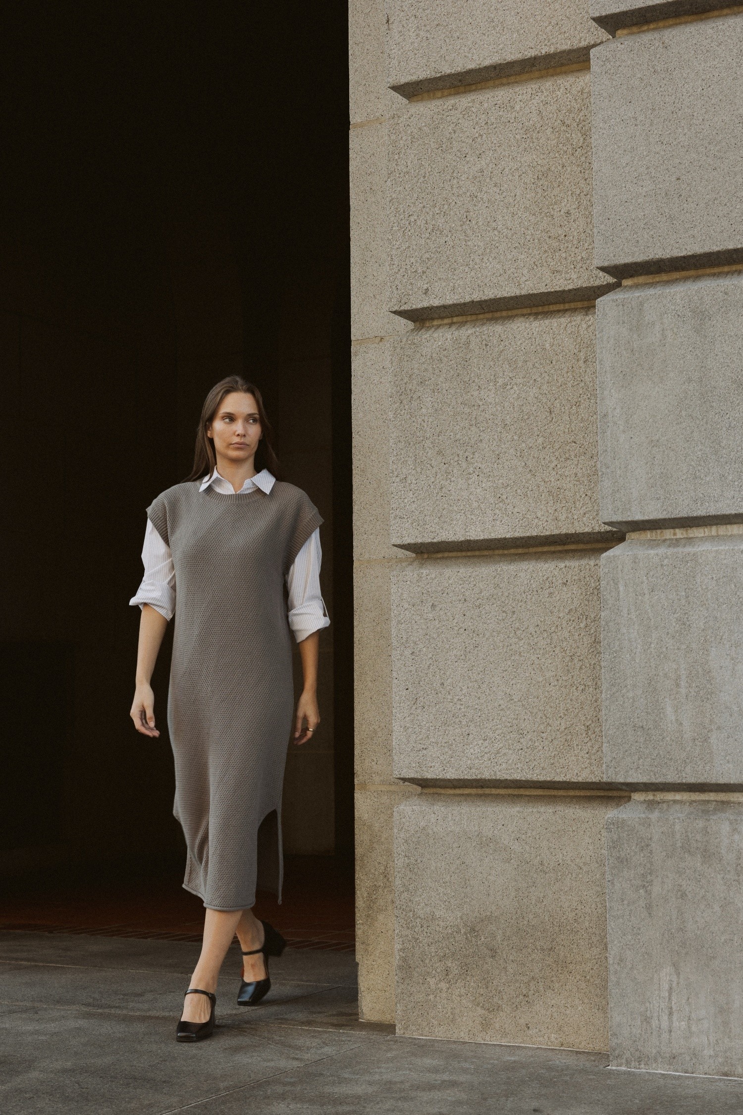 DR2613-GREY