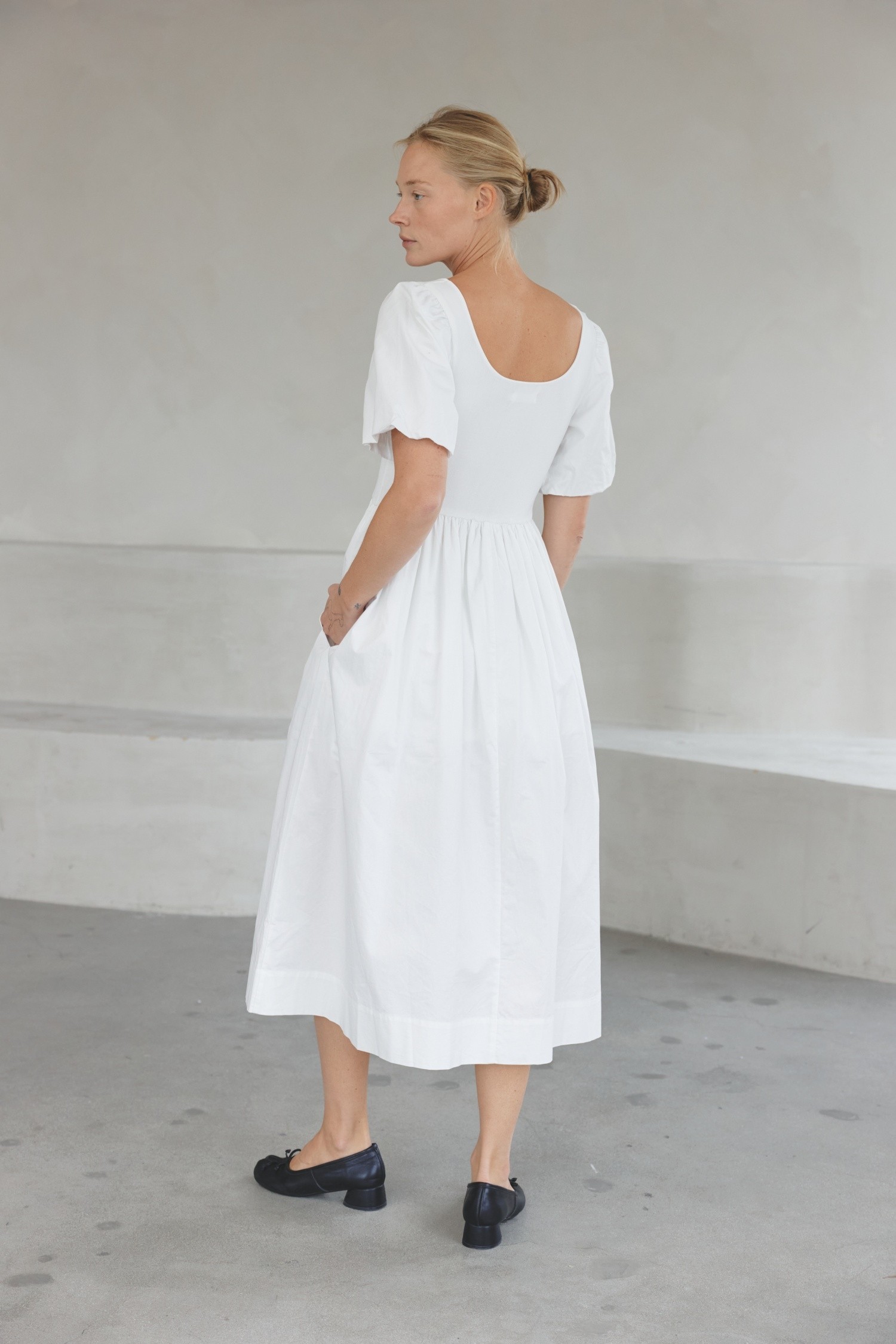 DR2617-WHITE