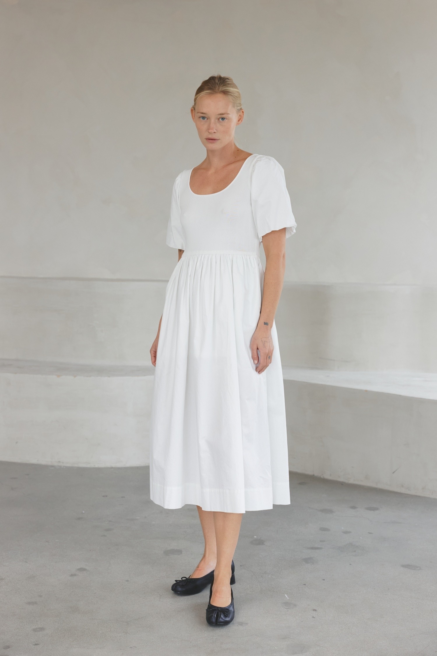 DR2617-WHITE