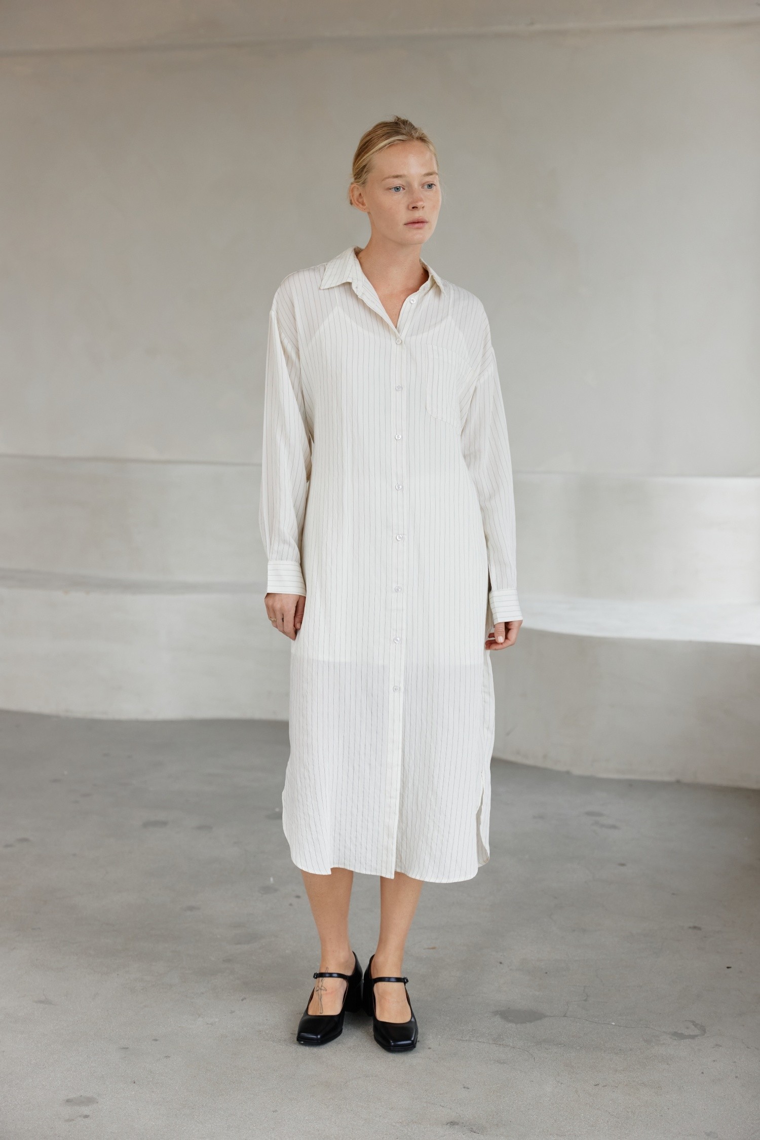 DR2640-IVORY
