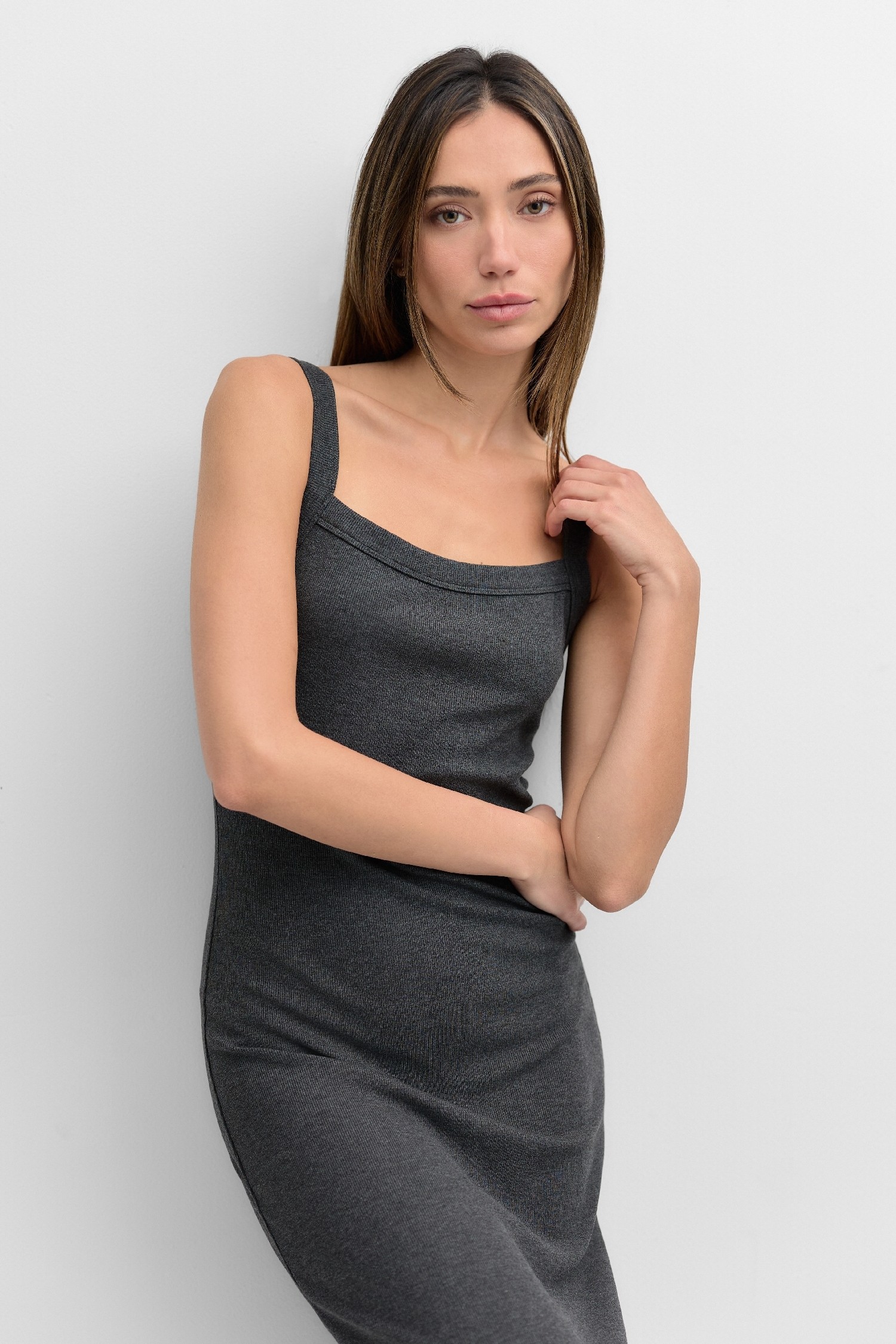 DR2680-CHARCOAL