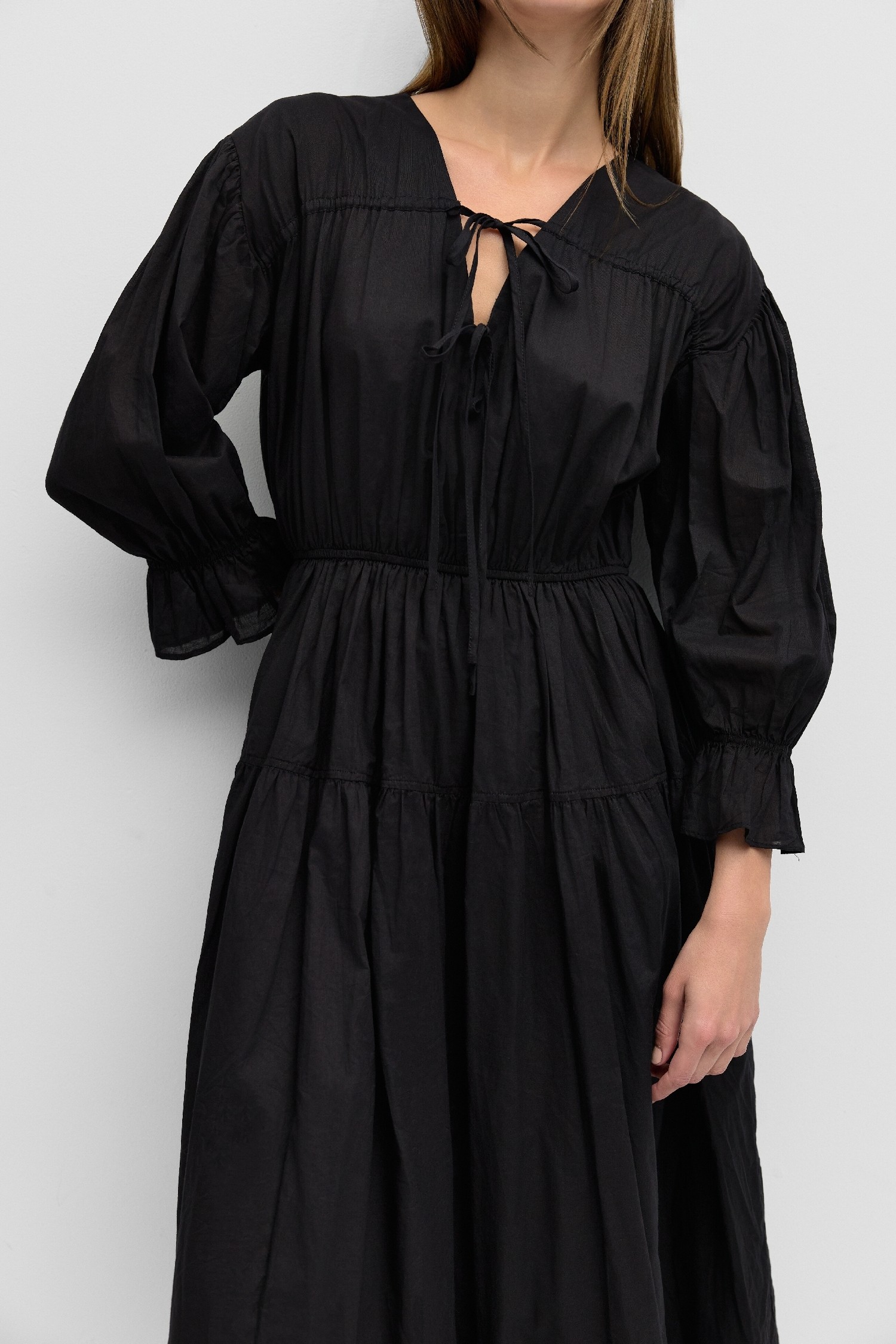 DR2685.-BLACK