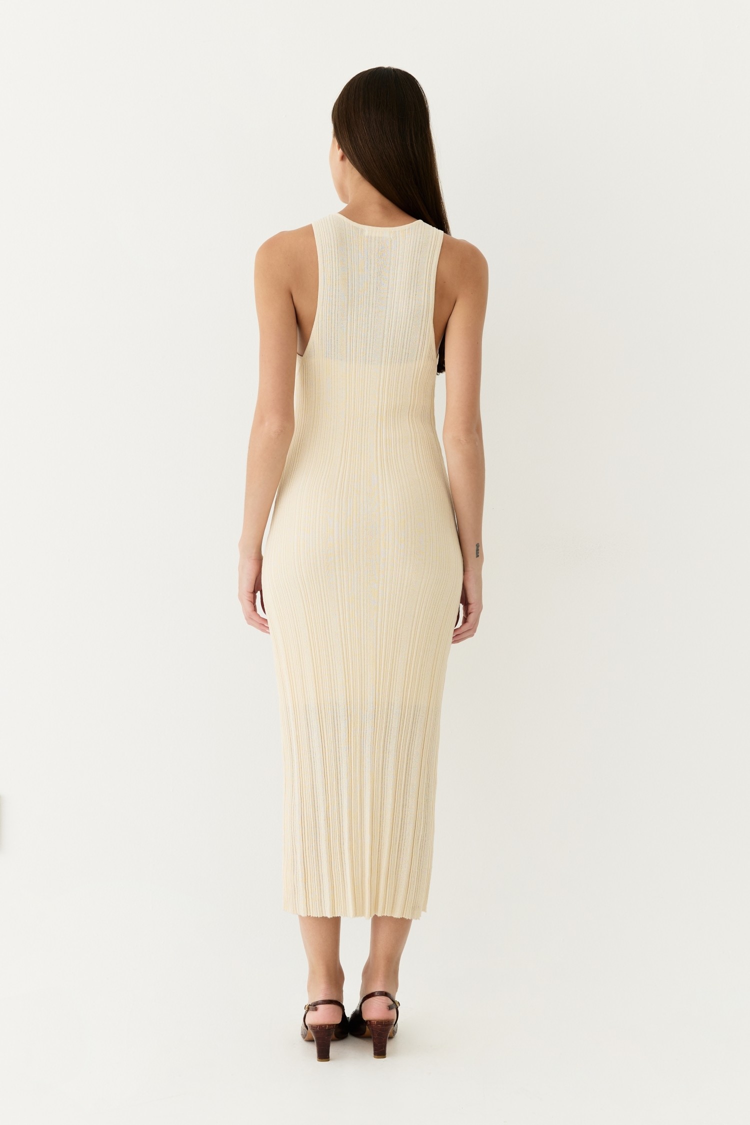DR2728.-CREAM