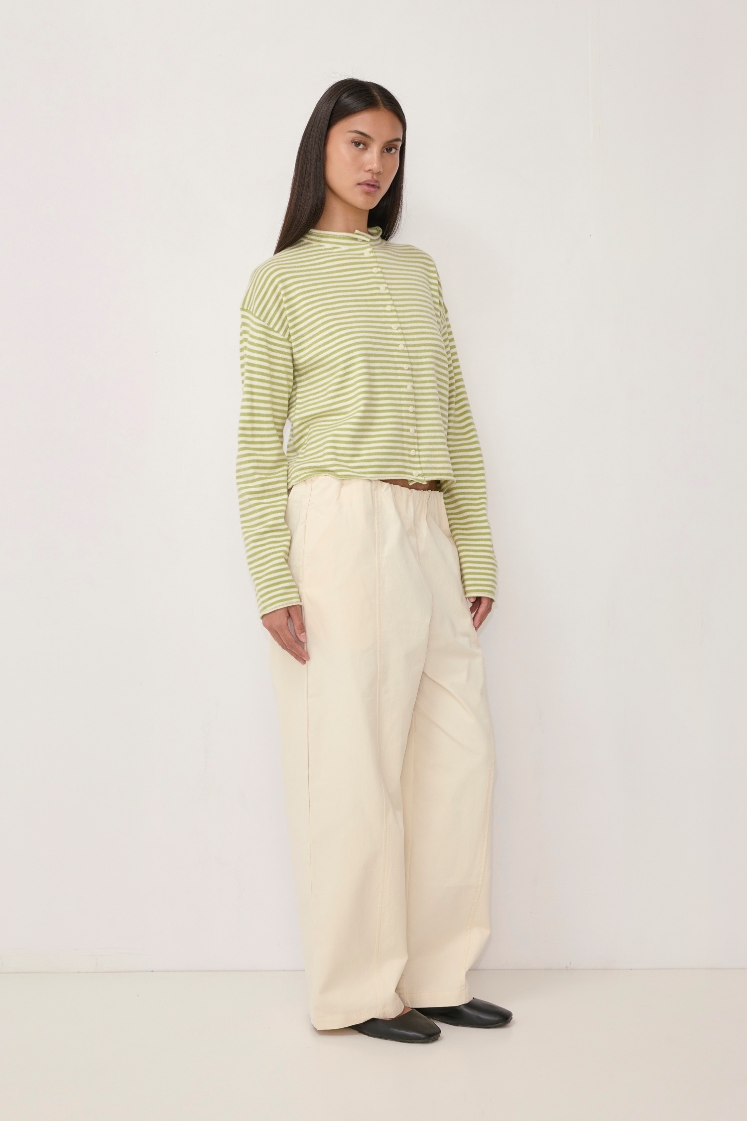OAR0281.-AVOCADO/CREAM