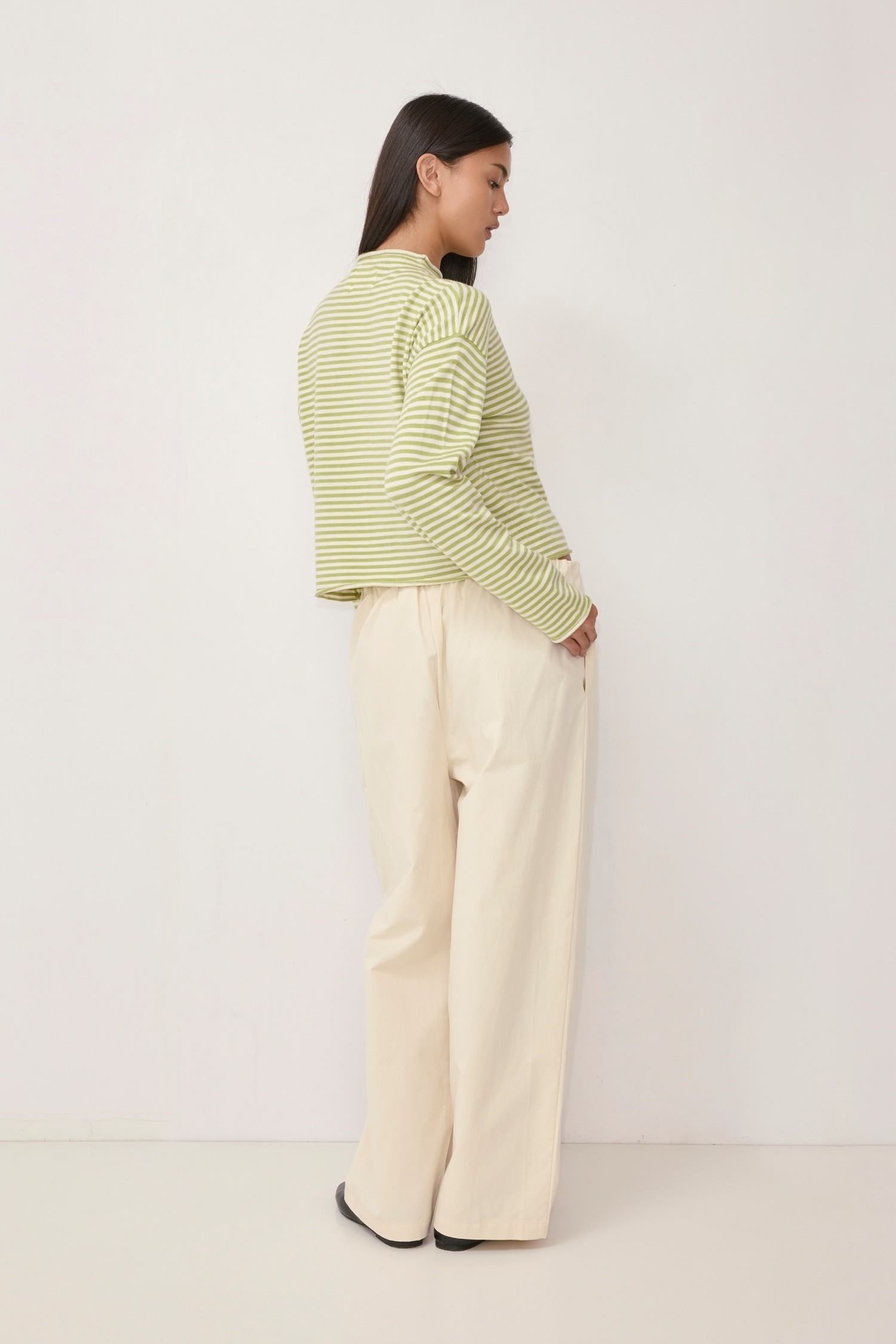 OAR0281.-AVOCADO/CREAM