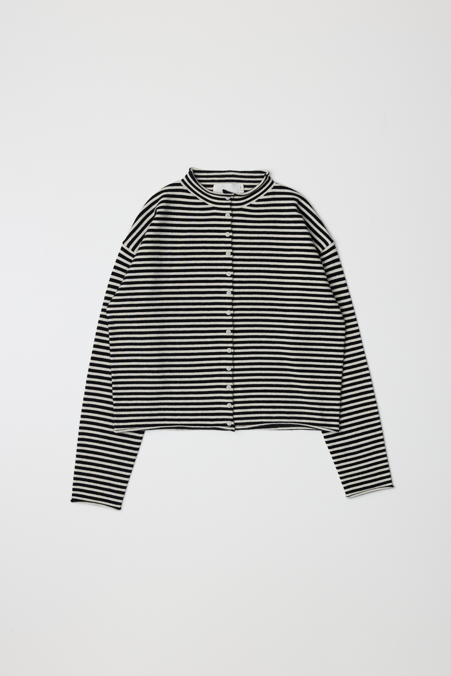 OAR0281.-BLACK-CREAM