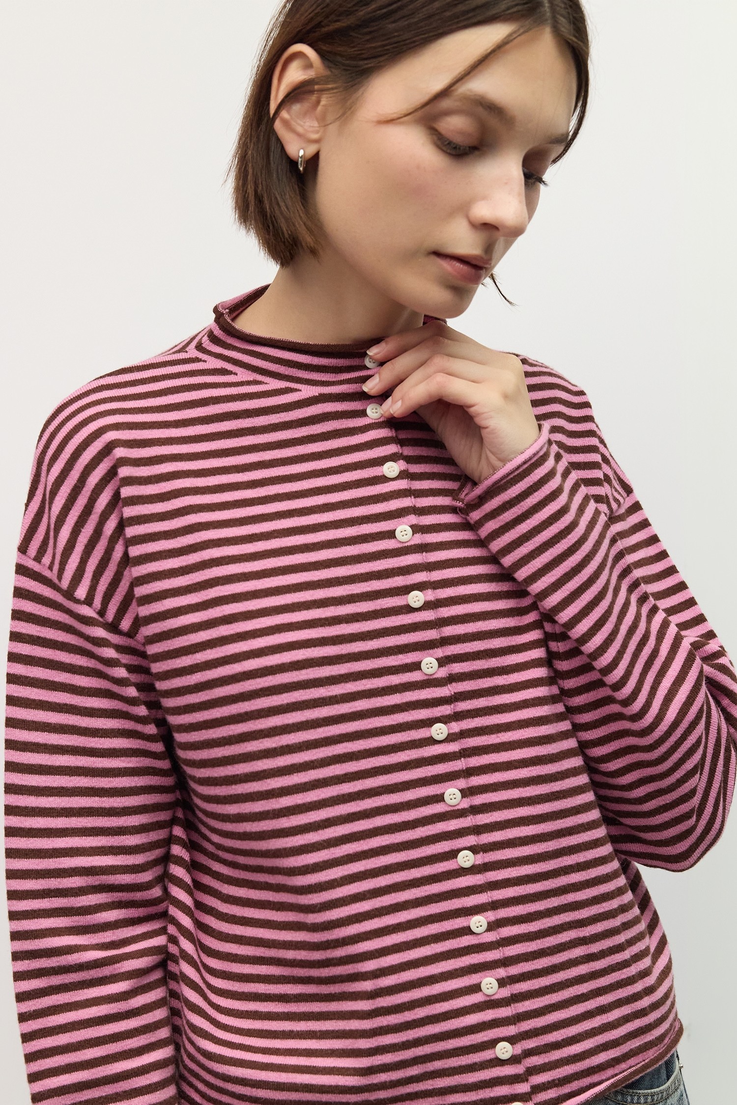 OAR0281.-BROWN-LILAC