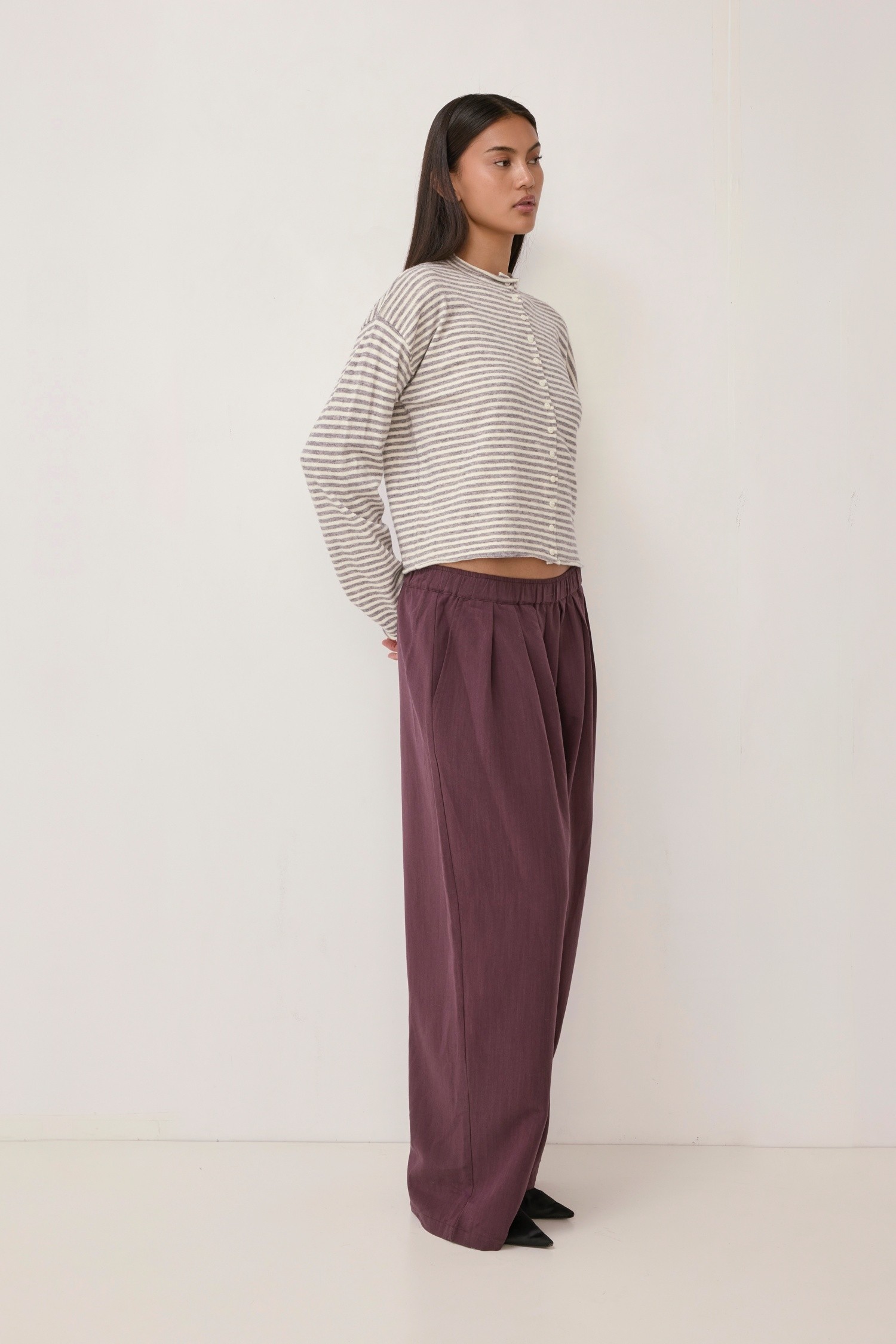 OAR0281.-H.GREY/CREAM