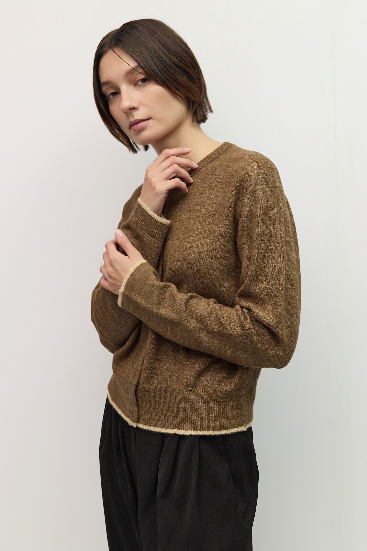 OAR1395-BROWN-CREAM