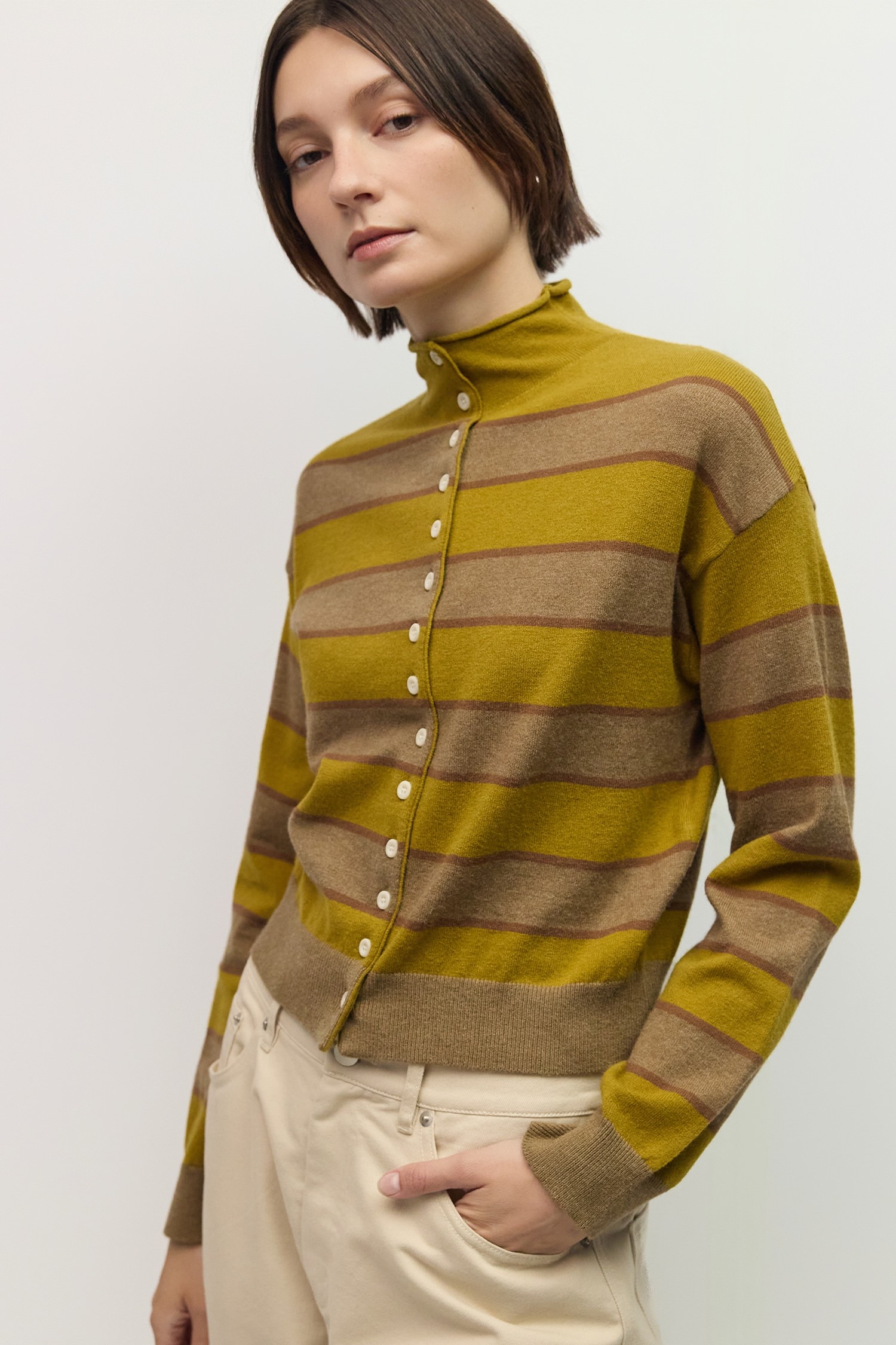 OAR1421-CHART-TAUPE-BROWN