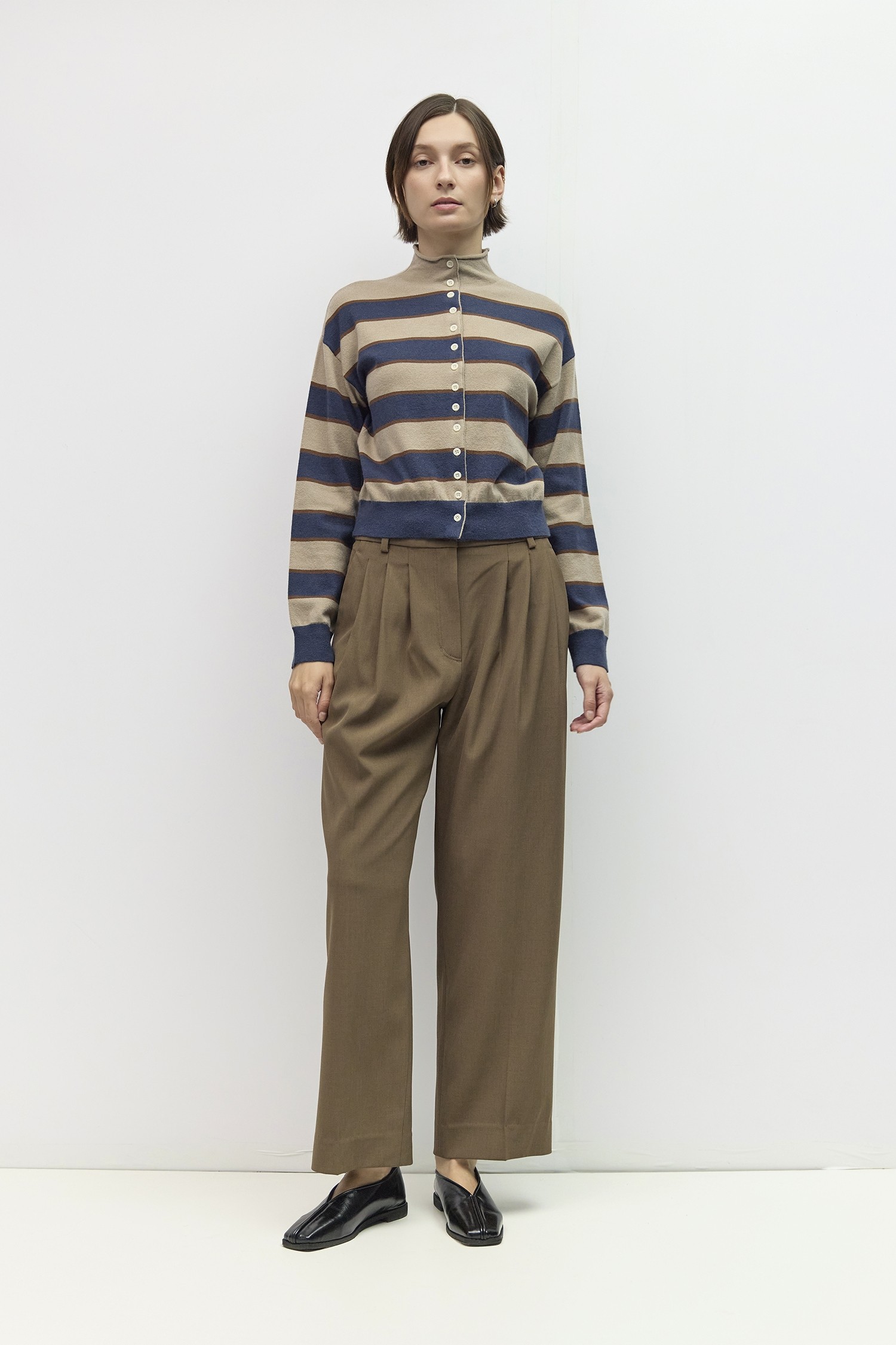 OAR1421-TAUPE-NAVY-BROWN