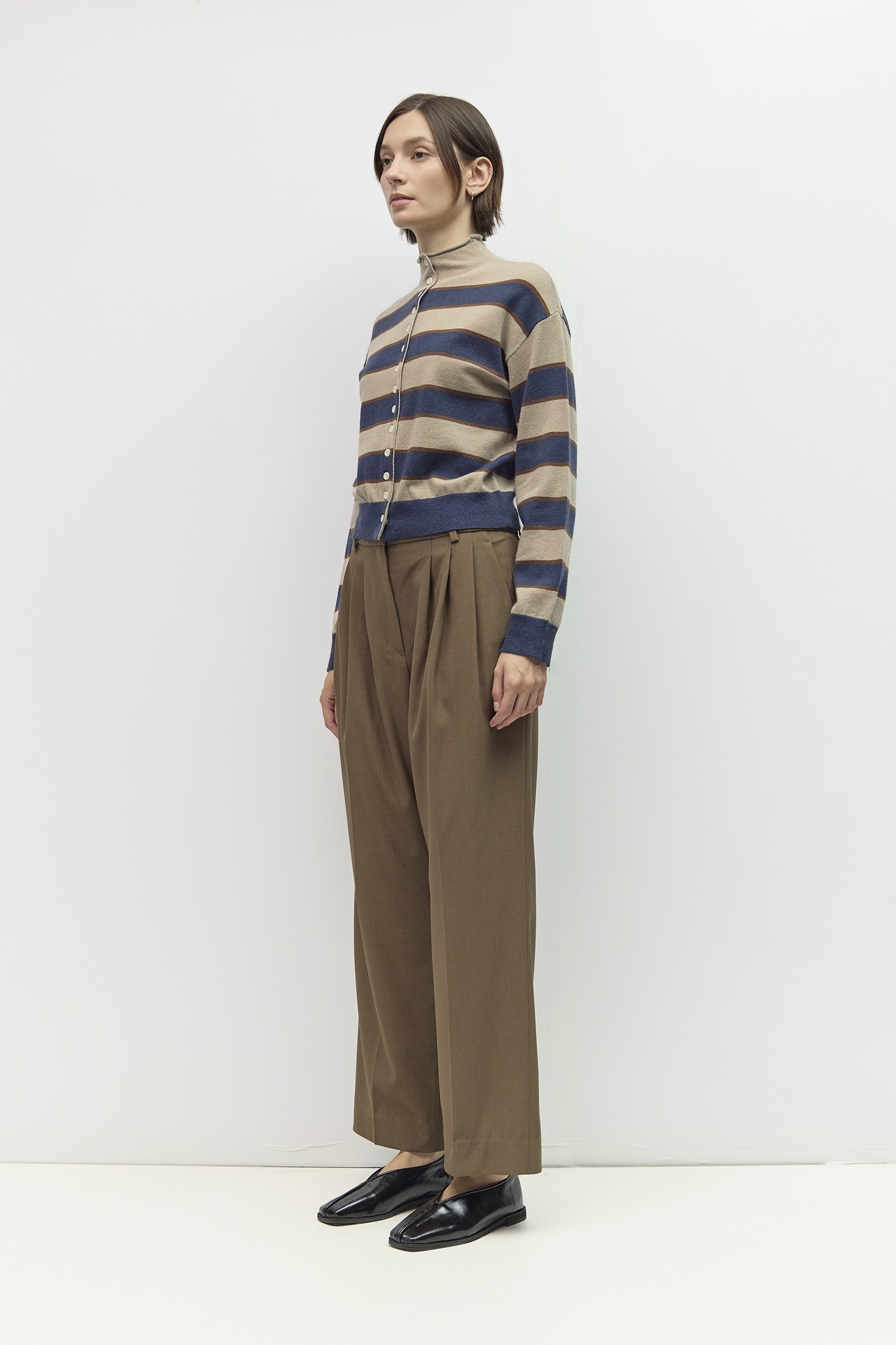 OAR1421-TAUPE-NAVY-BROWN