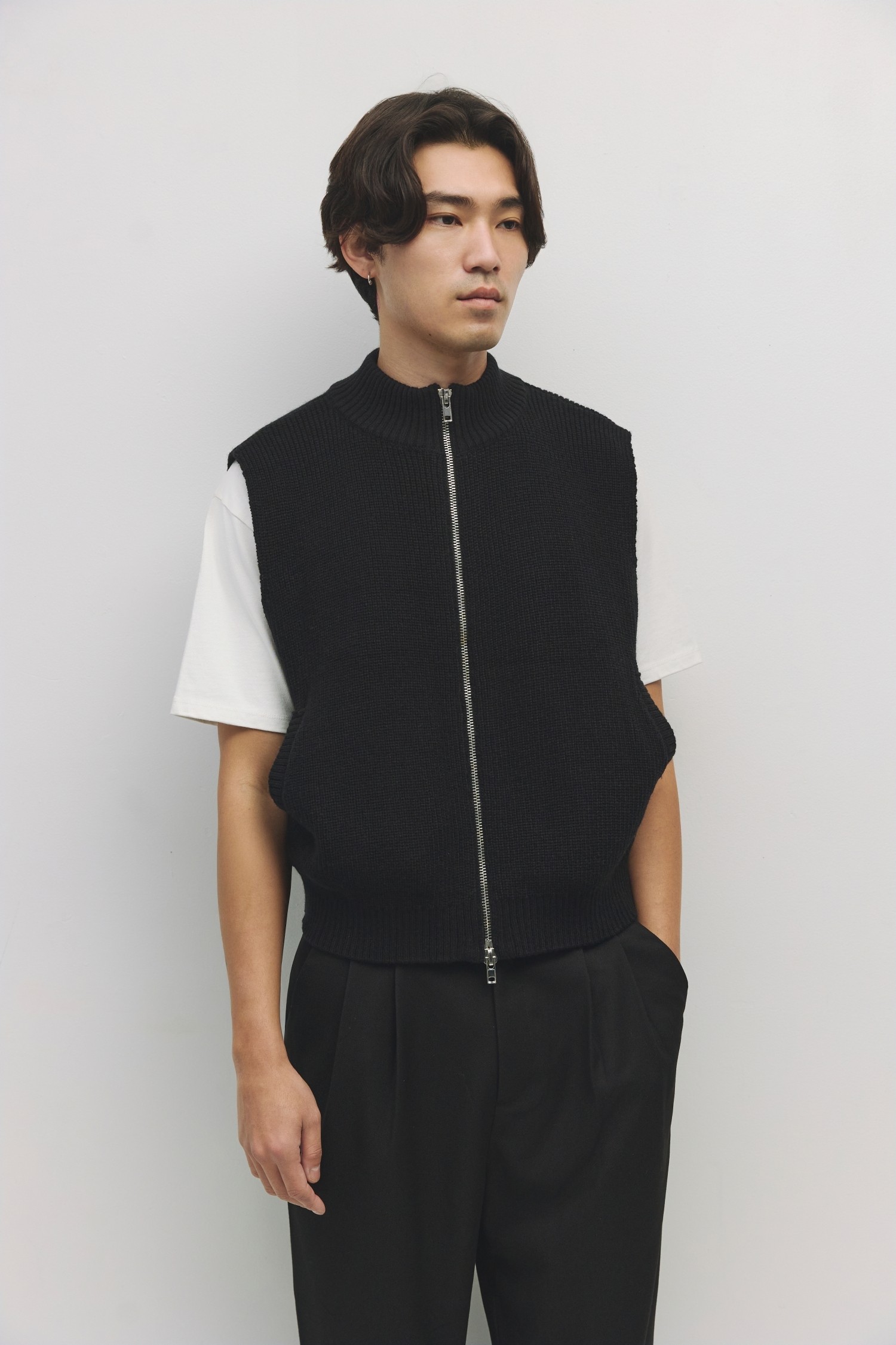 OCM0011-BLACK
