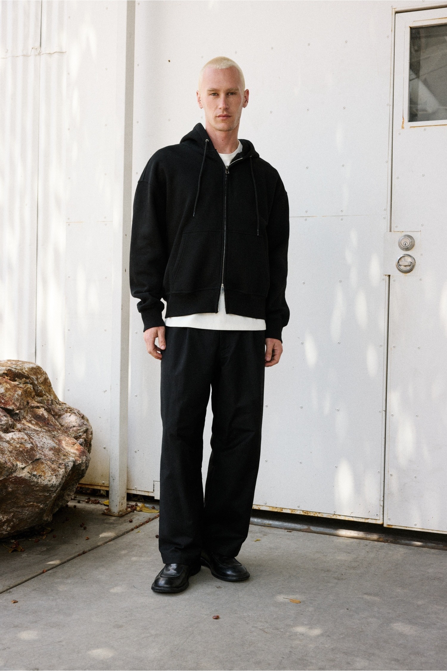 OCM1053-BLACK