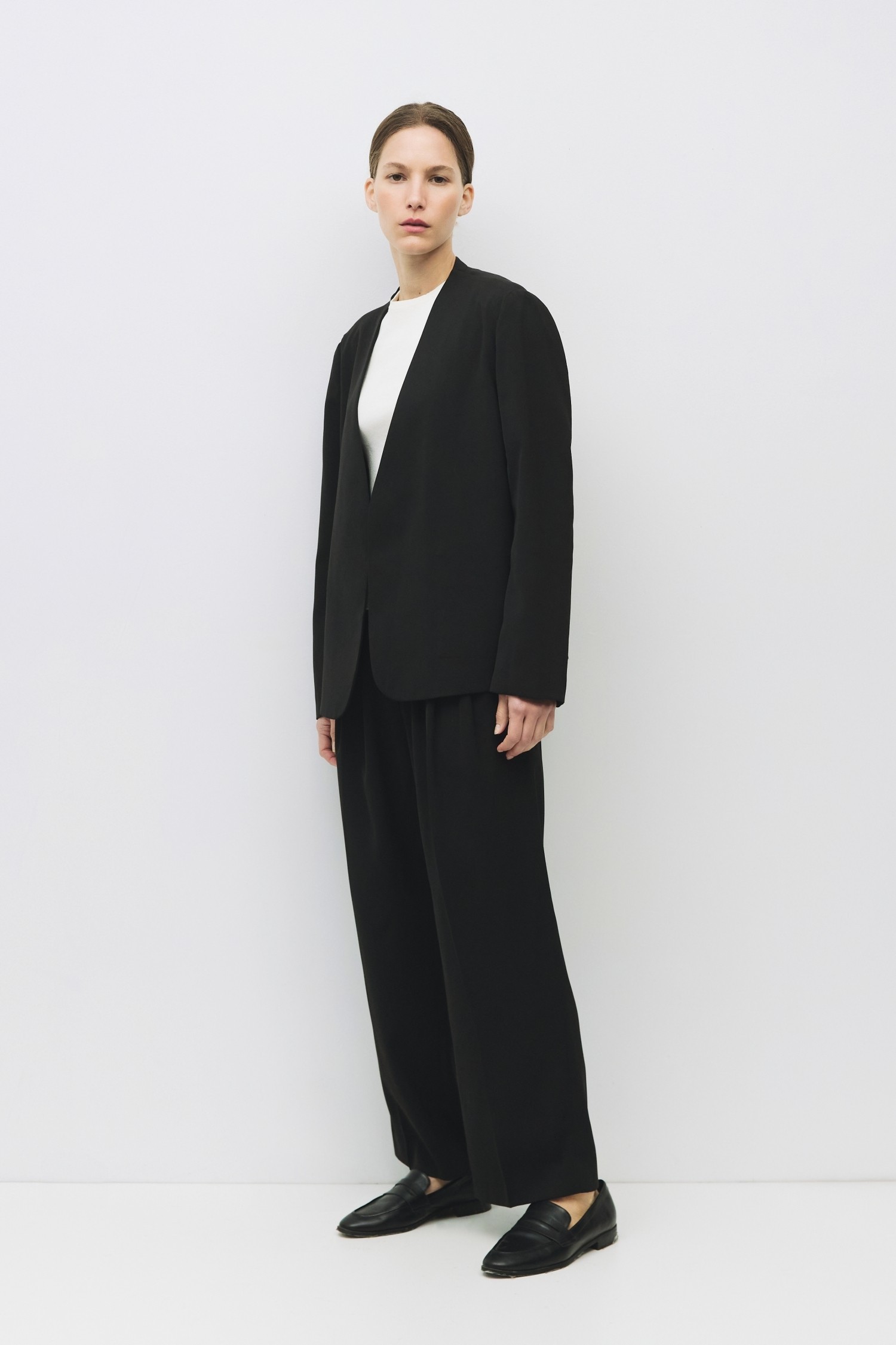 OMR0096-BLACK