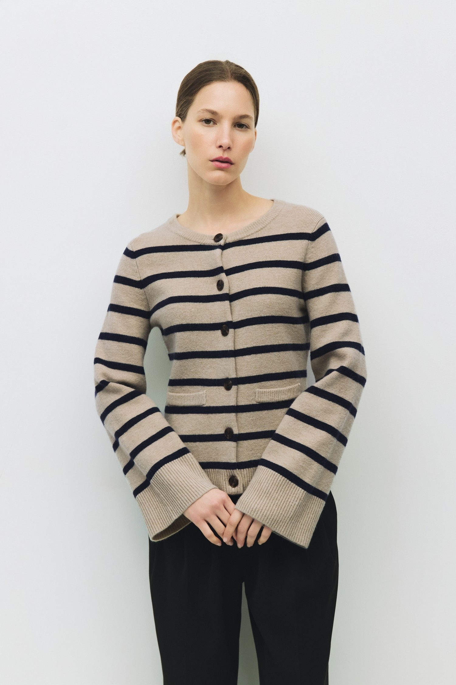 OMR0290.-TAUPE-NAVY