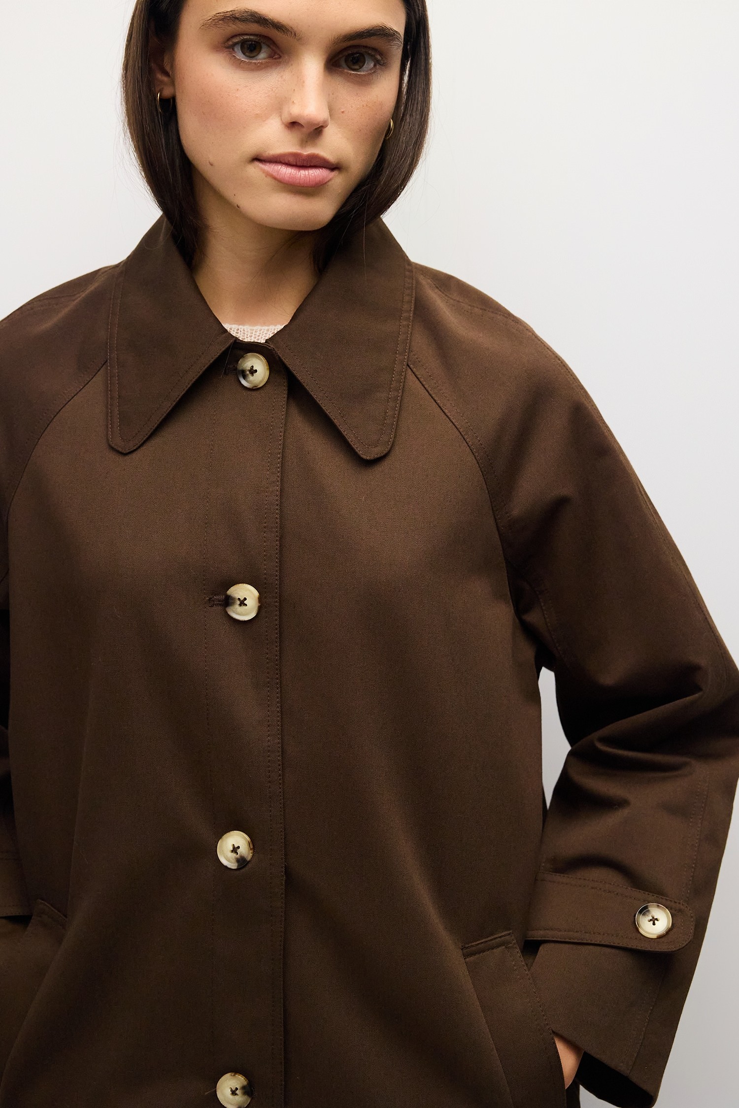 OMR0571-BROWN
