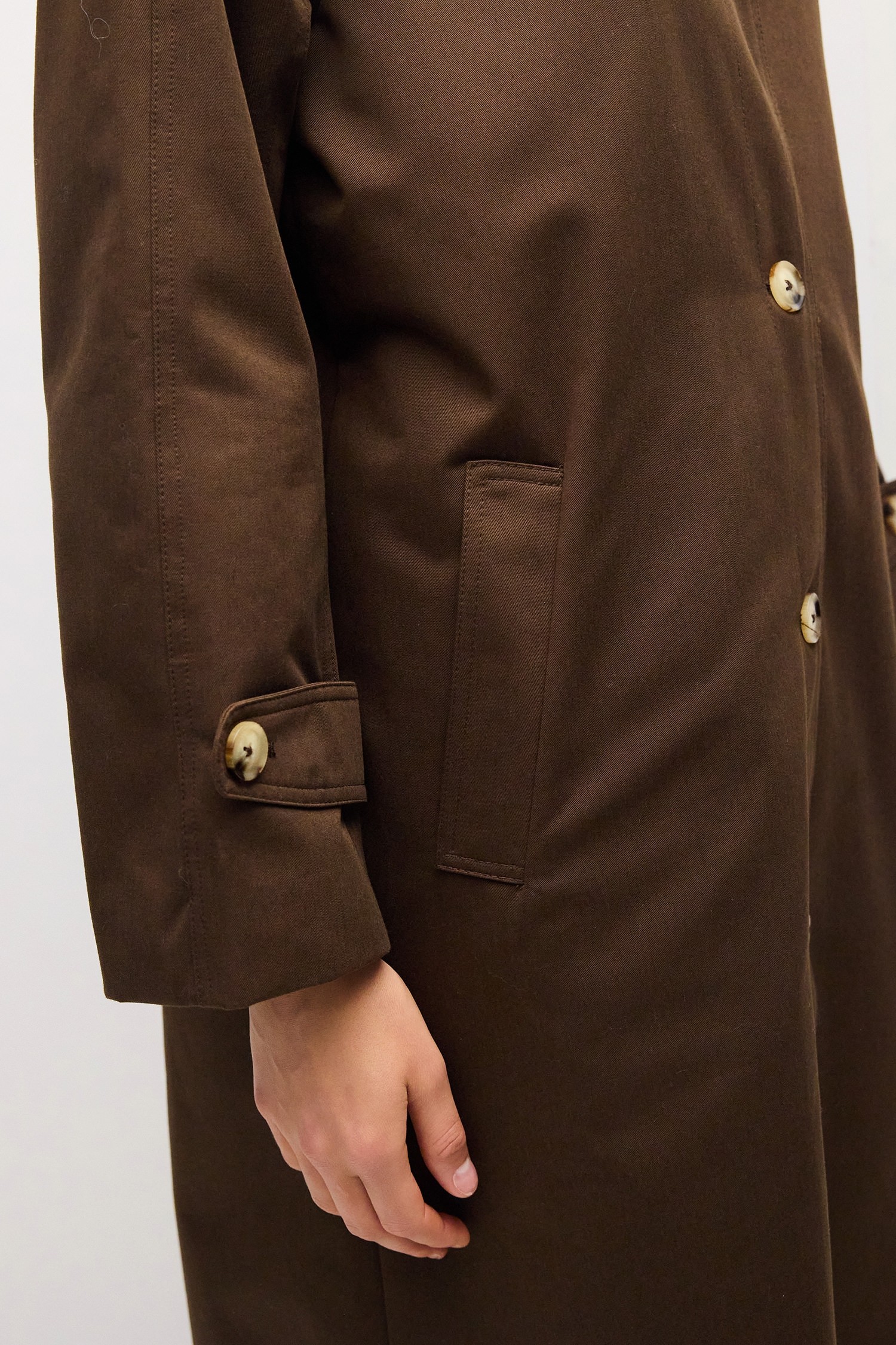 OMR0571-BROWN