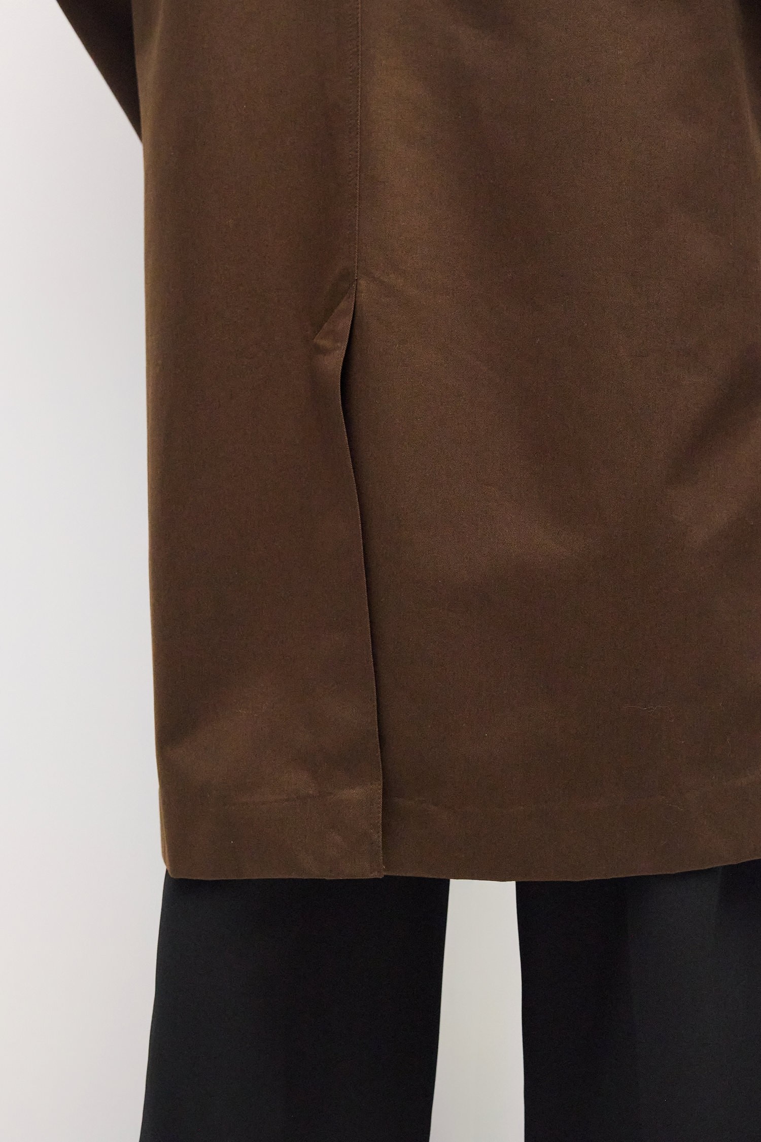 OMR0571-BROWN