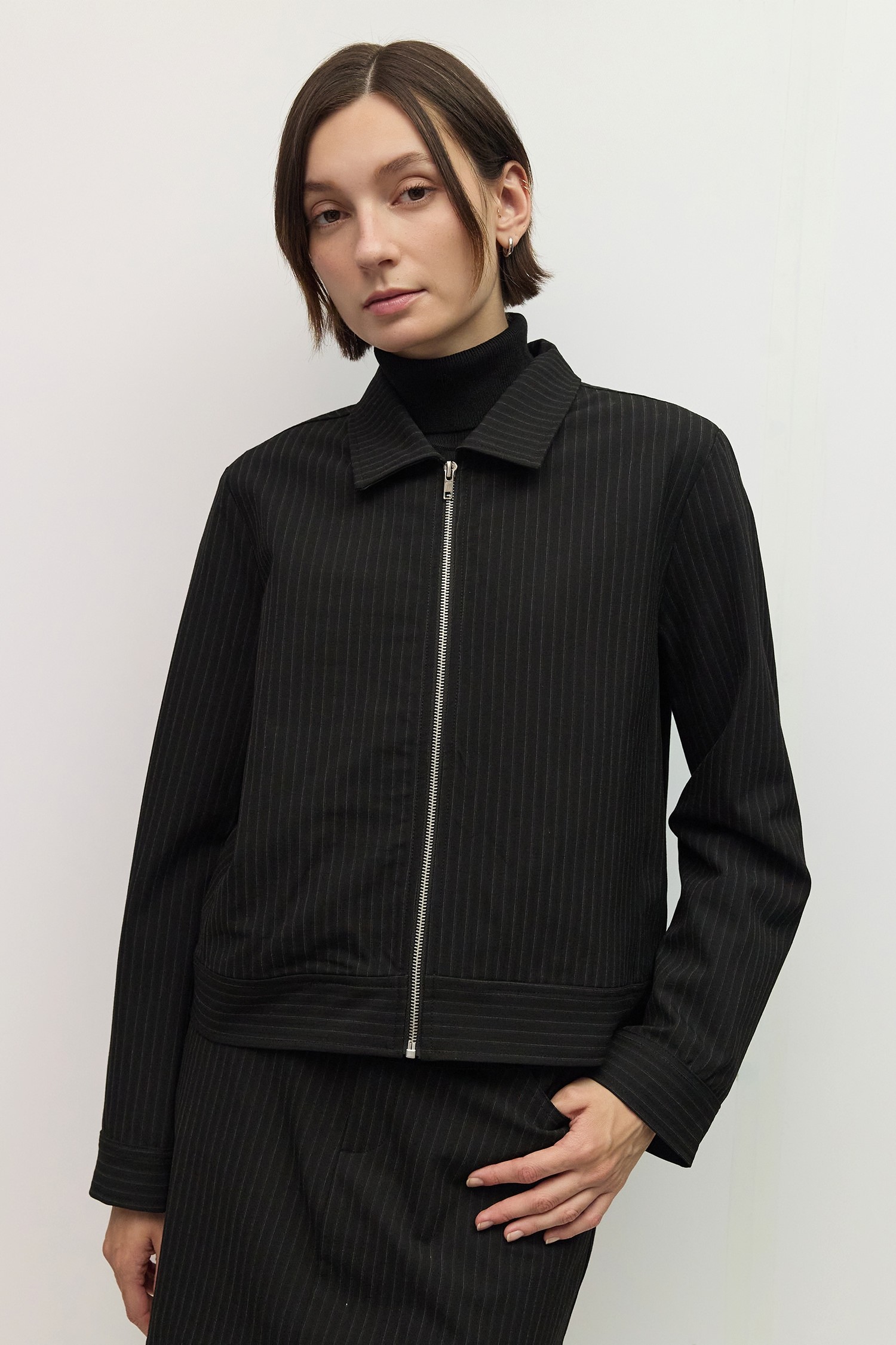 OMR1118-BLACK
