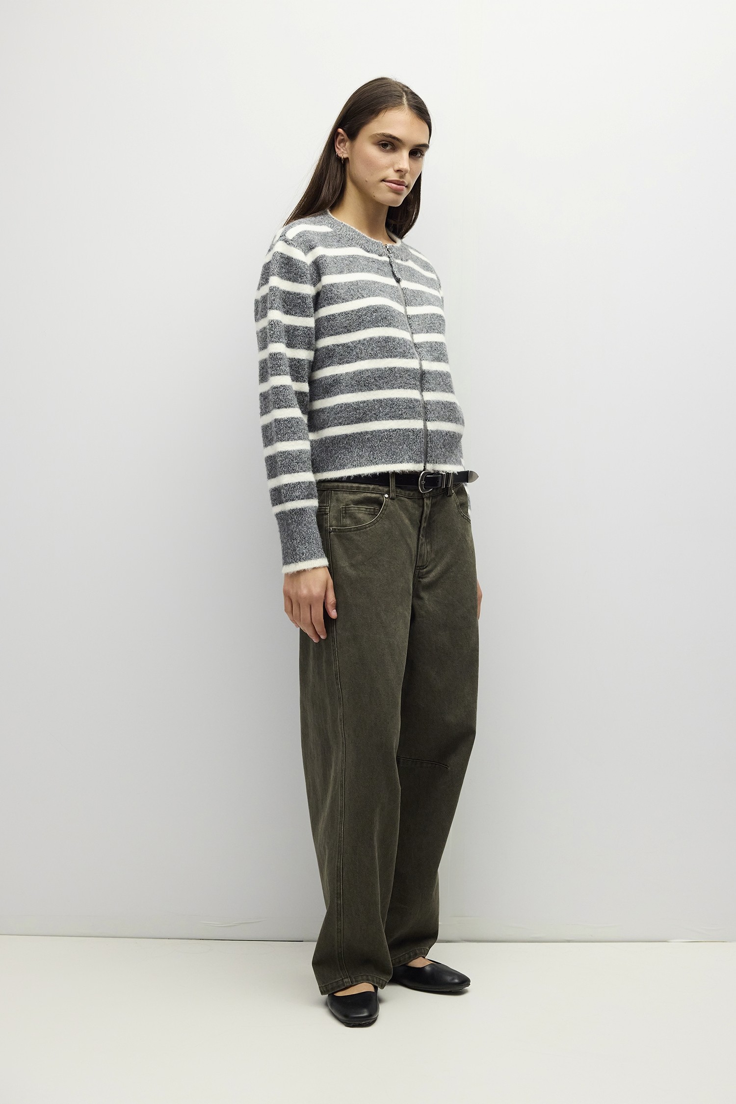 OMR1130-H GREY-IVORY