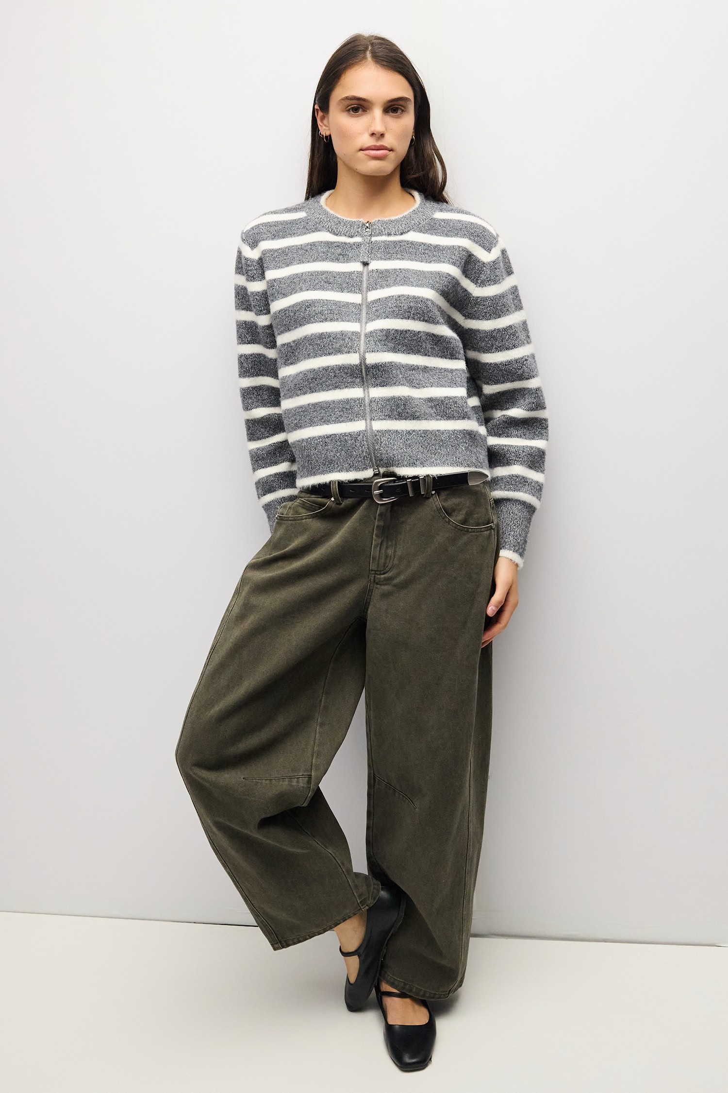OMR1130-H GREY-IVORY