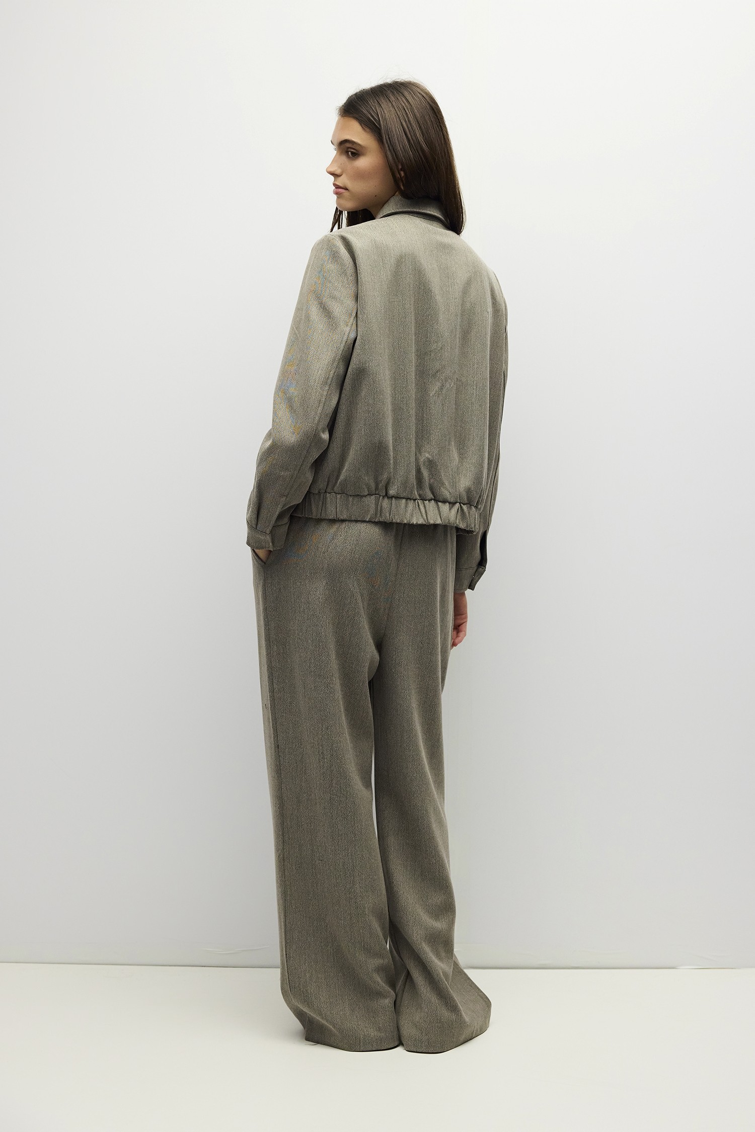OMR1257-TAUPE