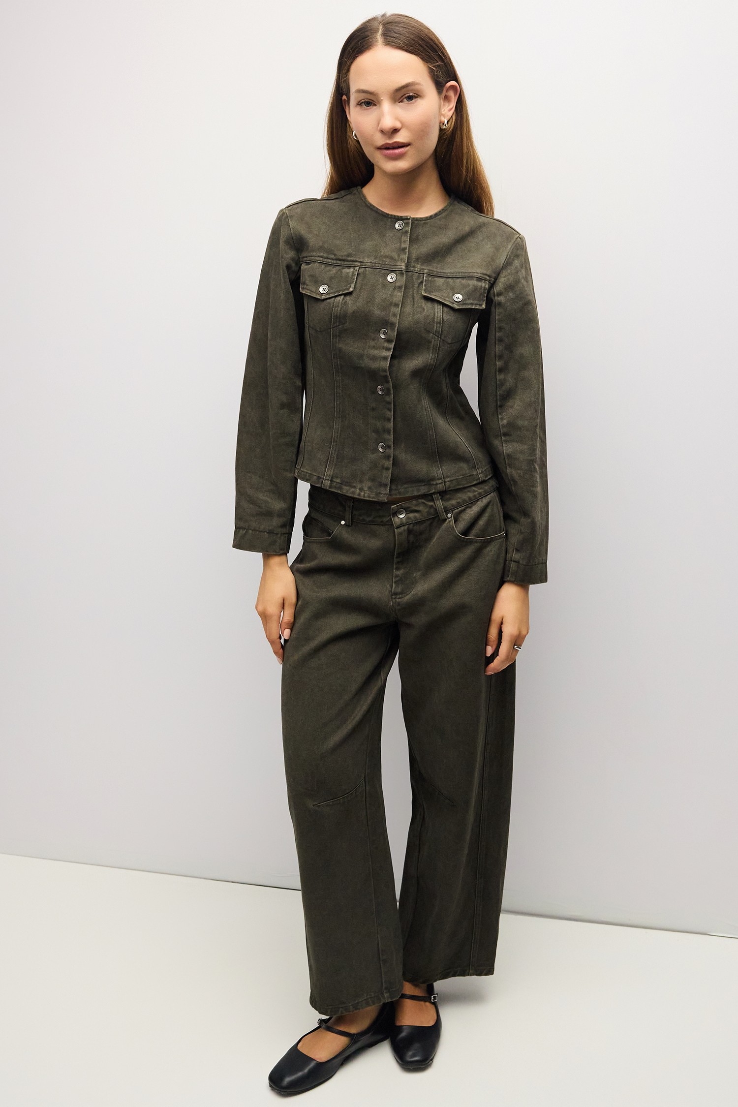 OMR1303-OLIVE