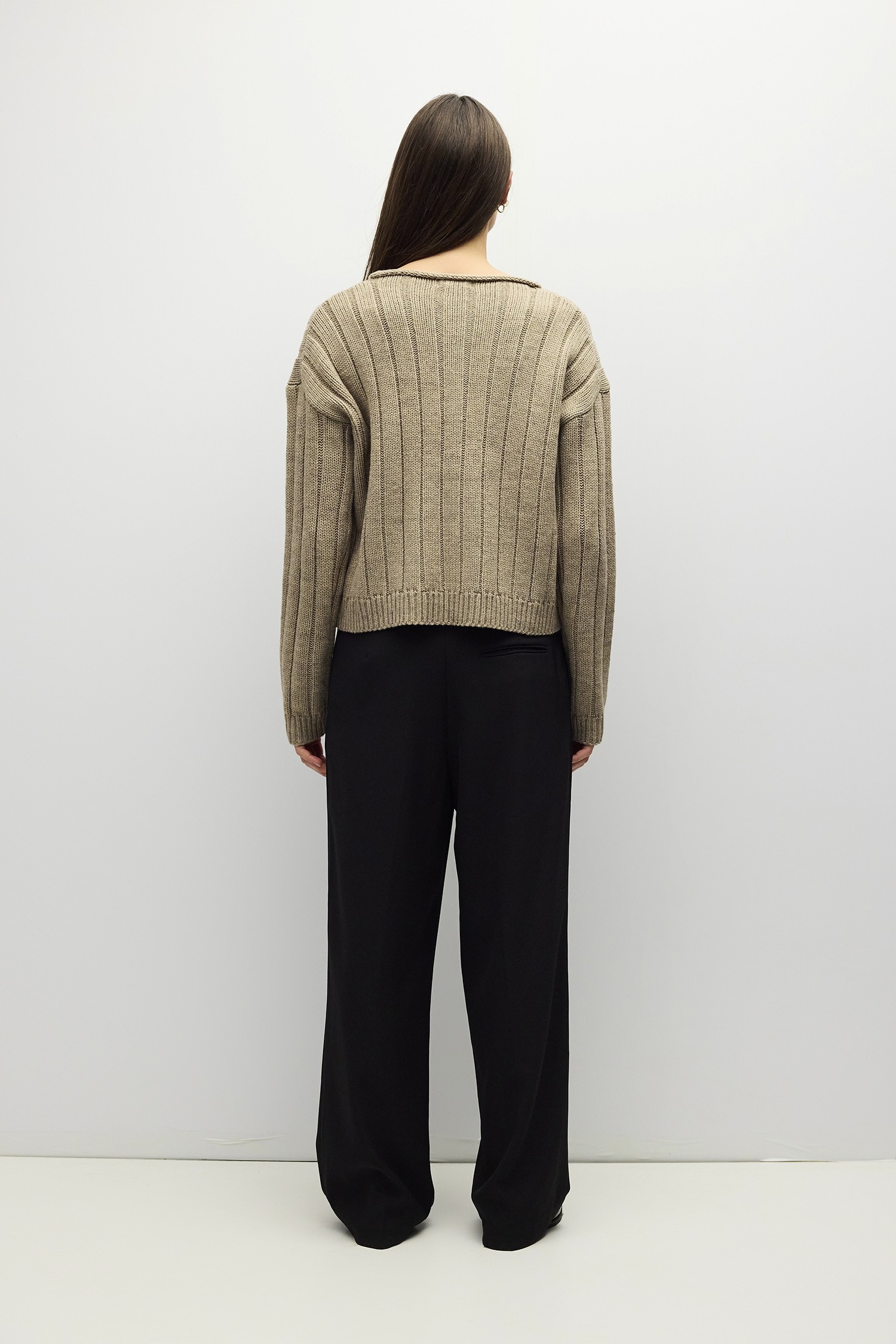 OMR1433-TAUPE