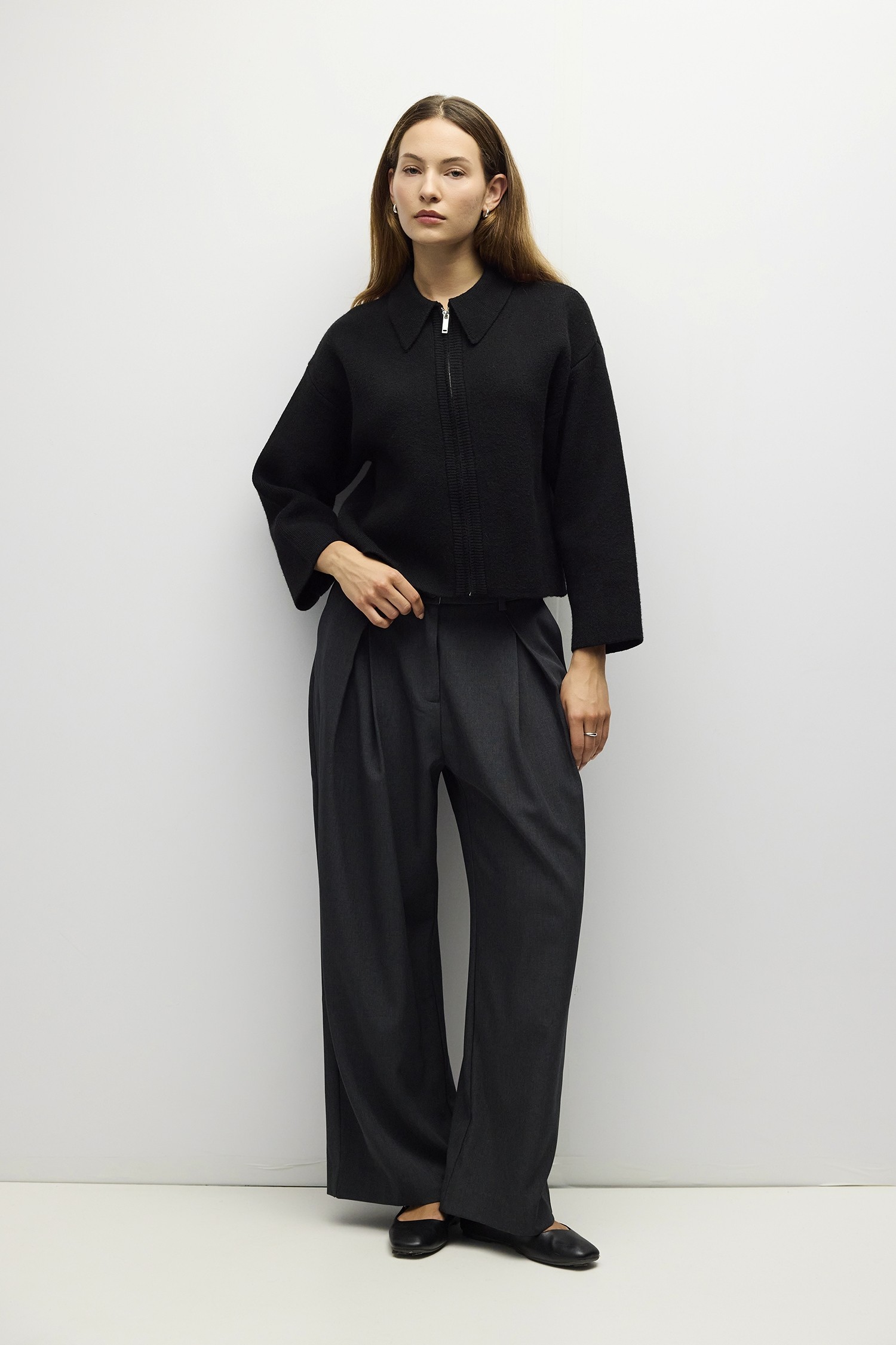 OMR1513-BLACK