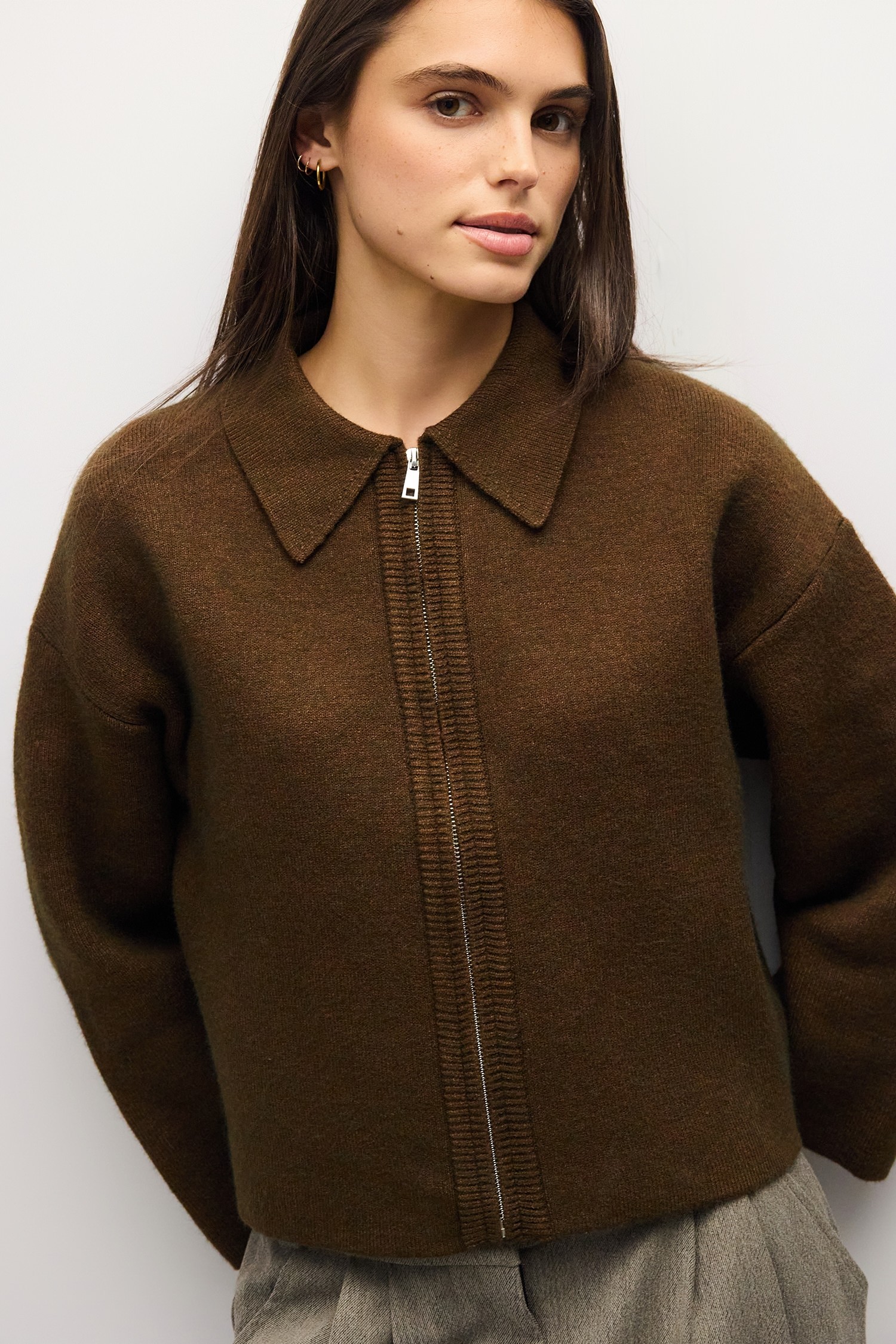 OMR1513-BROWN